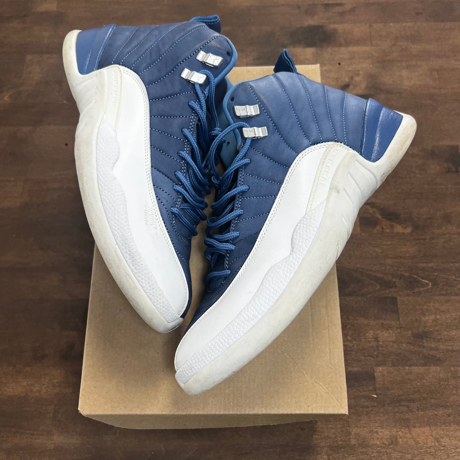 Indigo Jordan 12 Retro (USED,NO BOX)