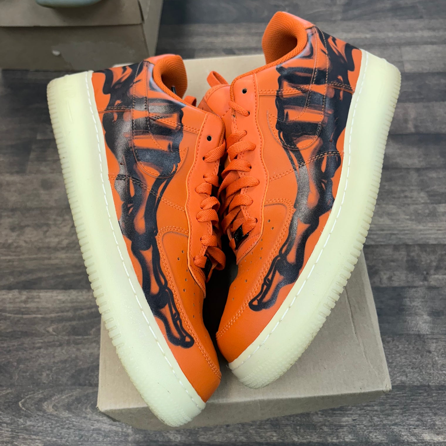 Halloween Skeleton Air Force 1 Orange (USED,No Box)