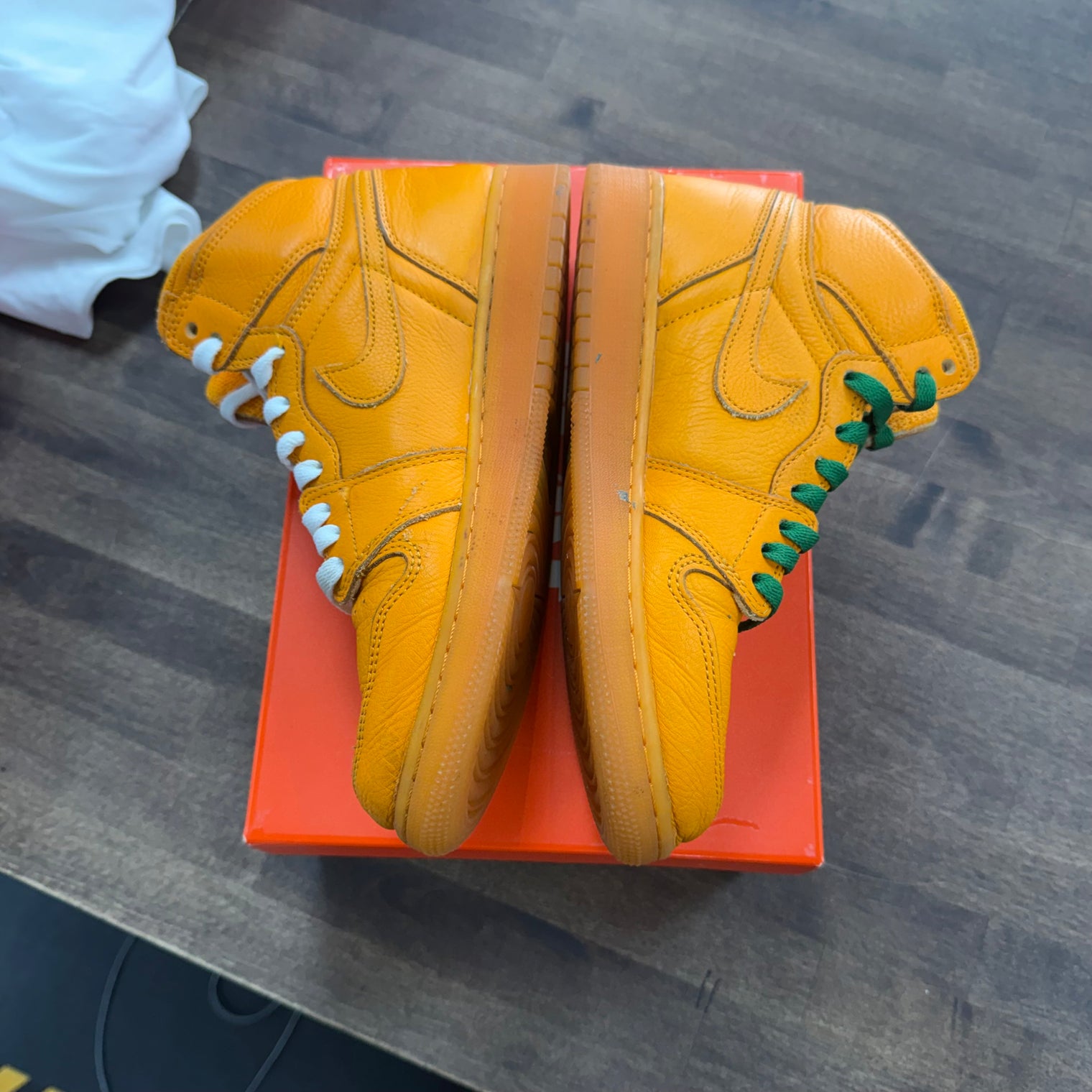 Gatorade Orange Peel Jordan 1 Retro High (GS) (USED)