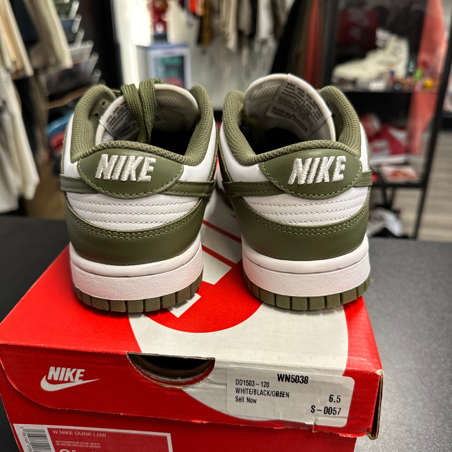 Olive Dunk Low (W) (USED)
