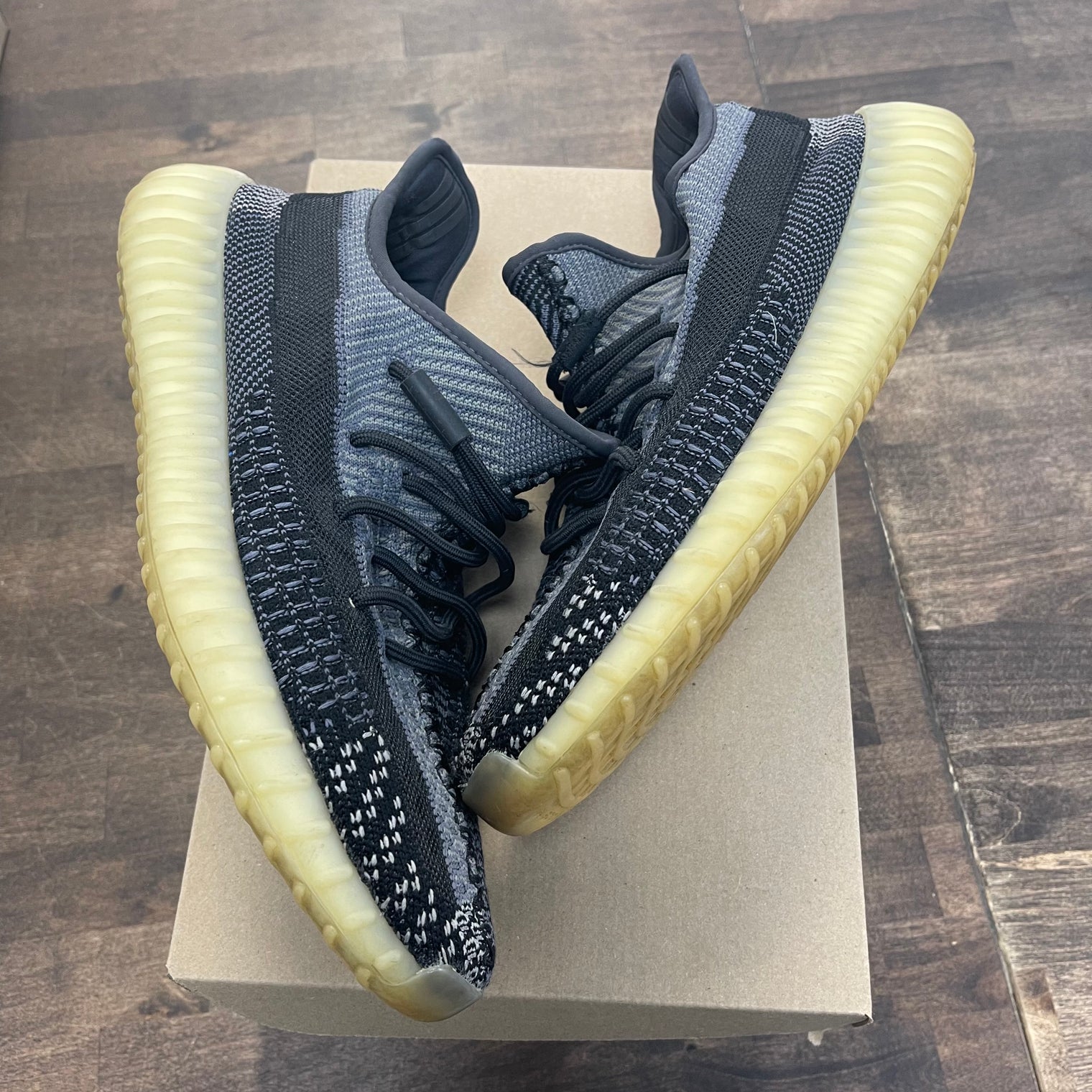 Carbon Yeezy 350 (USED, No Box)