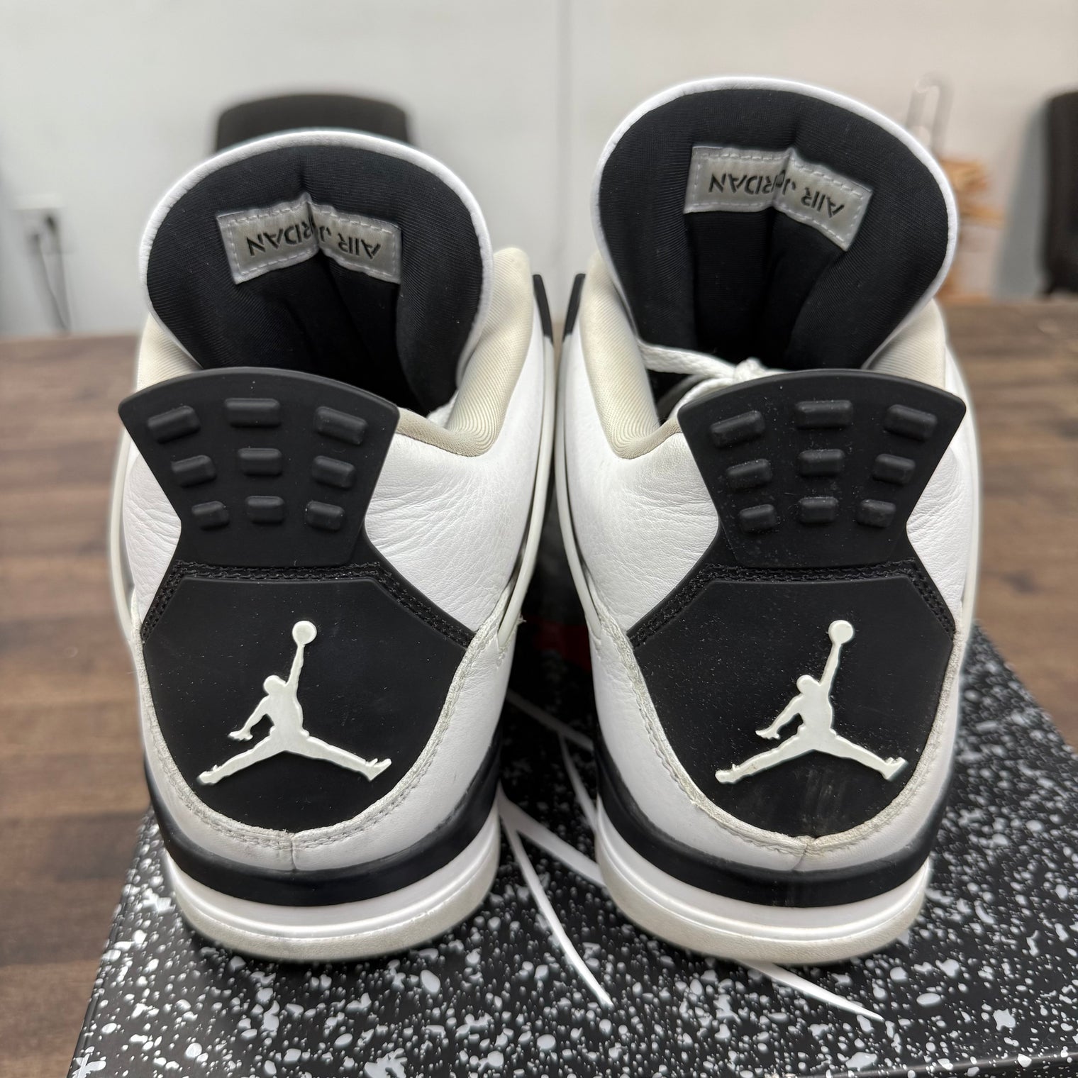 Jordan 4 Retro Military Black (US 11.5) (USED)