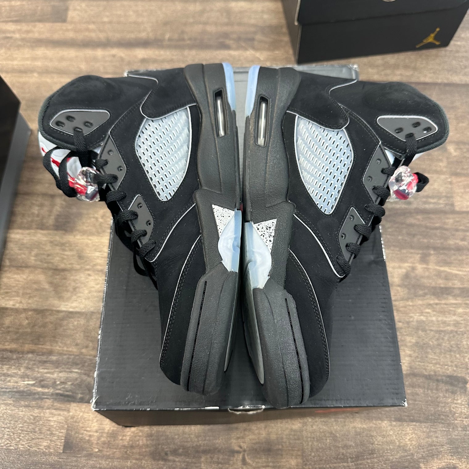 Black Metallic Jordan 5 (2025) (USED)