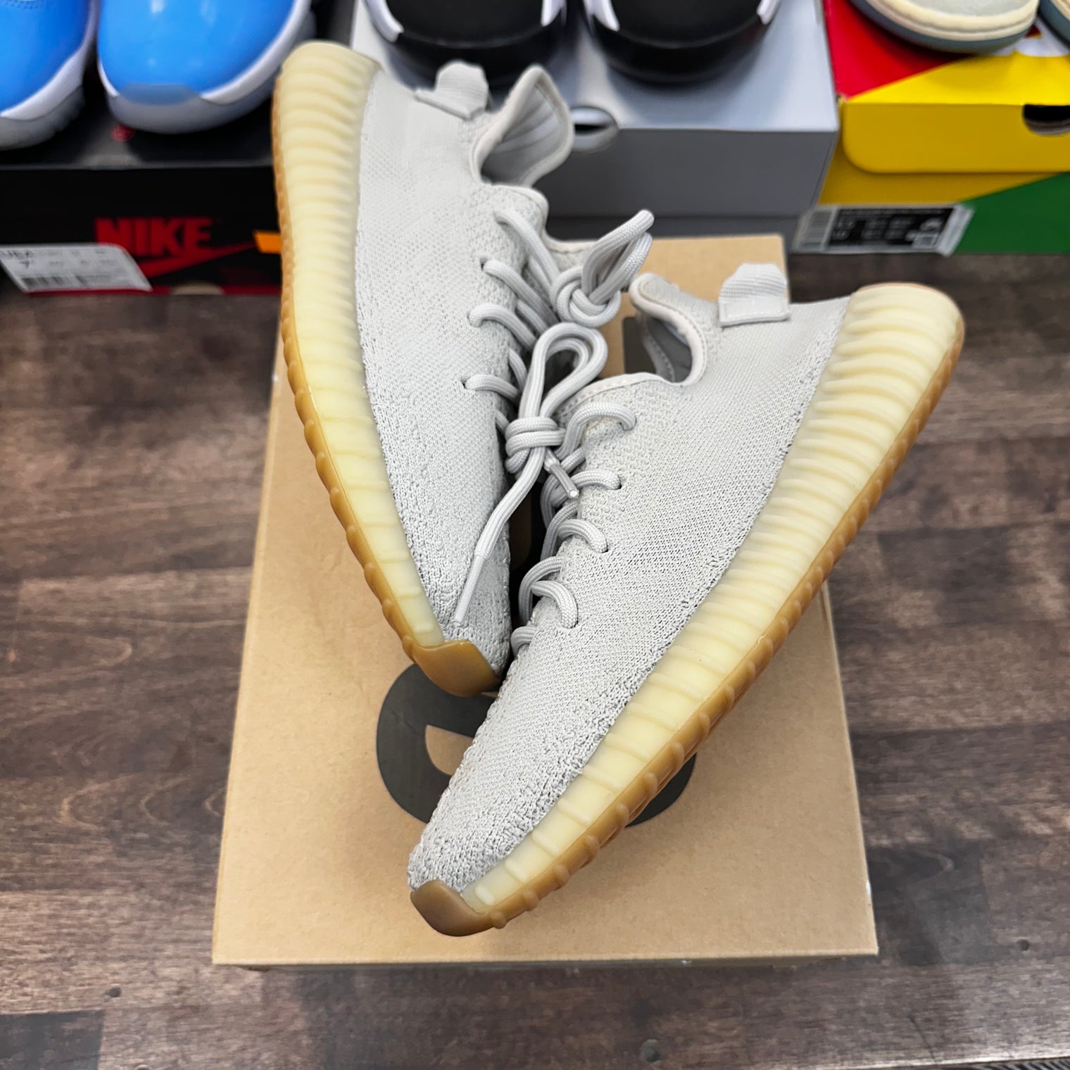 Sesame Yeezy 350 (USED)