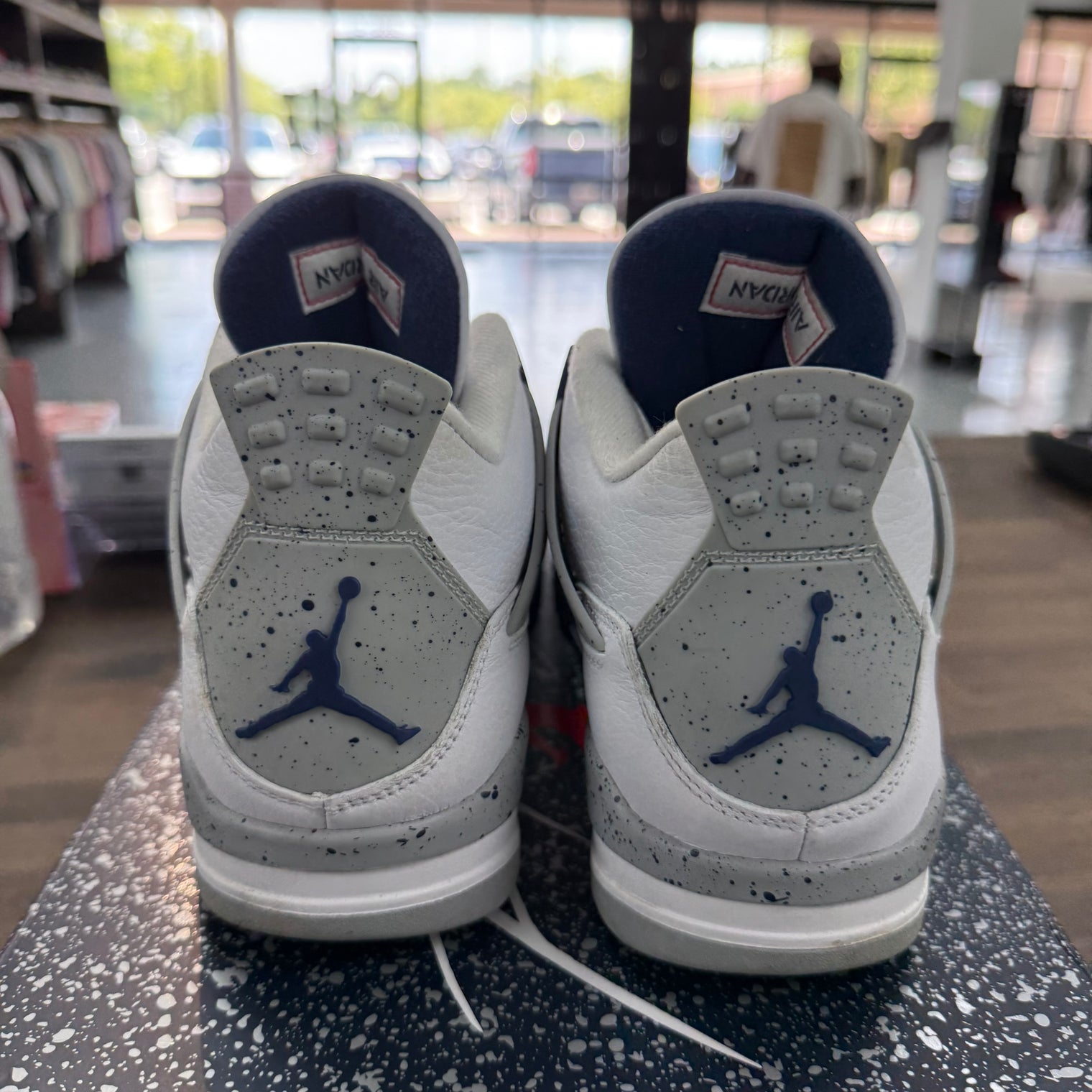 Midnight Navy Jordan 4 Retro (USED)