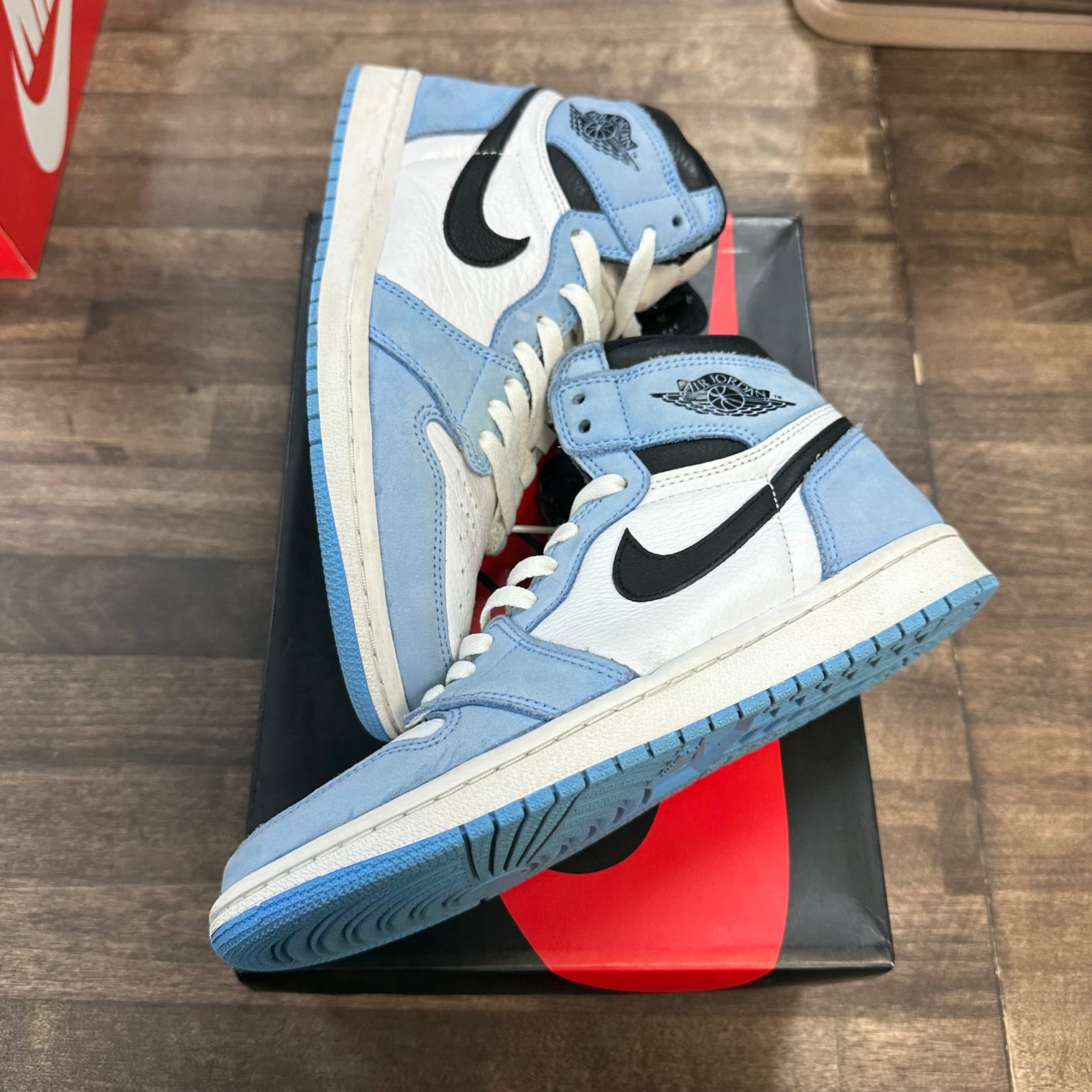 University Blue Jordan 1 High (USED, Replacement Box)