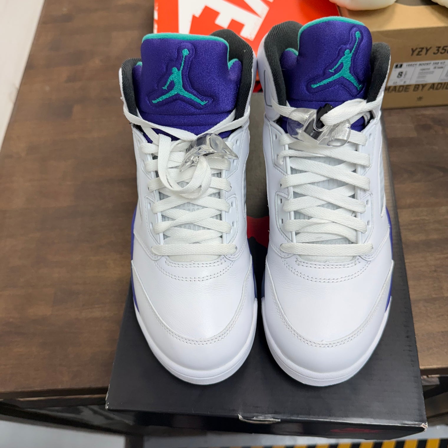 Grape Jordan 5 (2025) (USED)