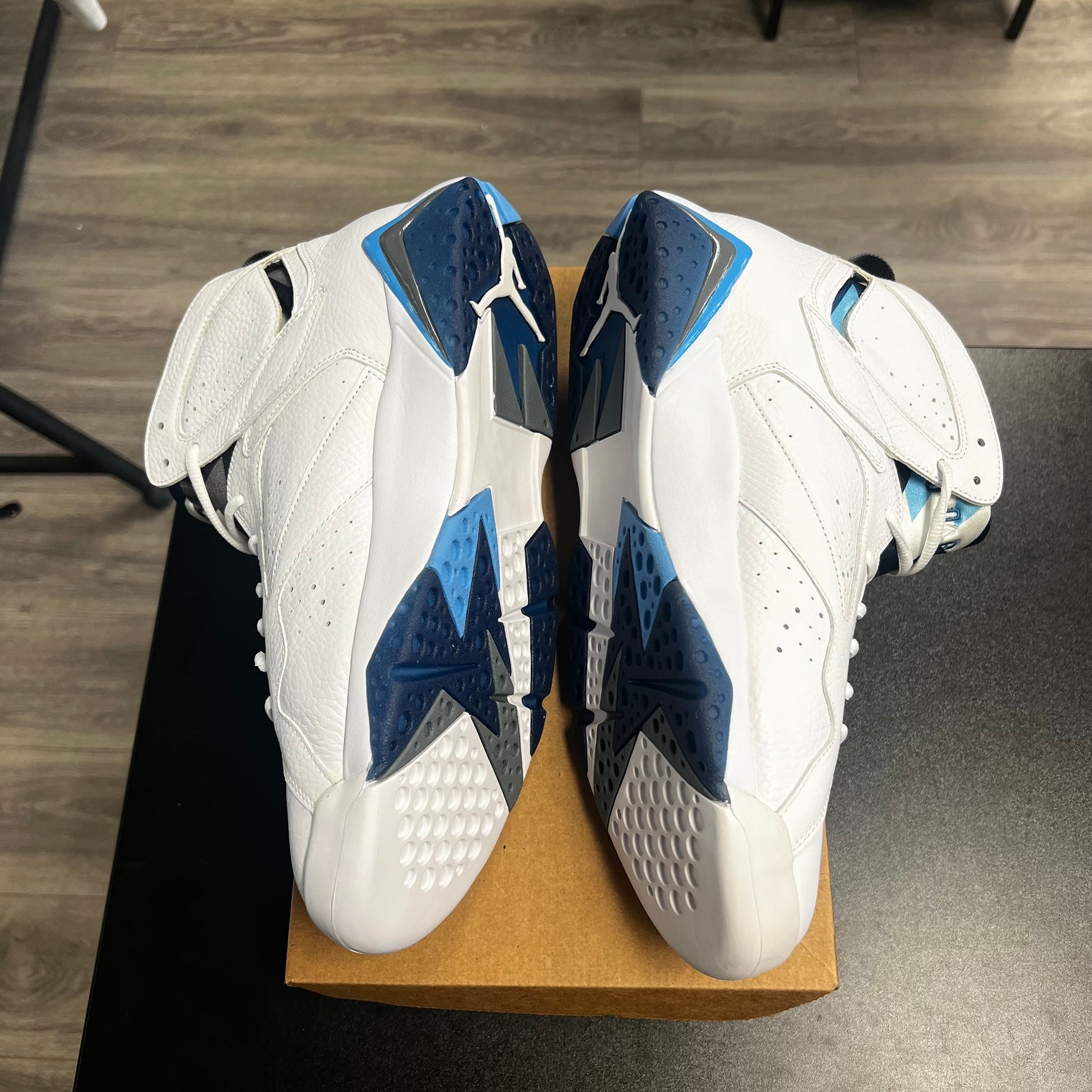 French Blue Jordan 7 (No box)