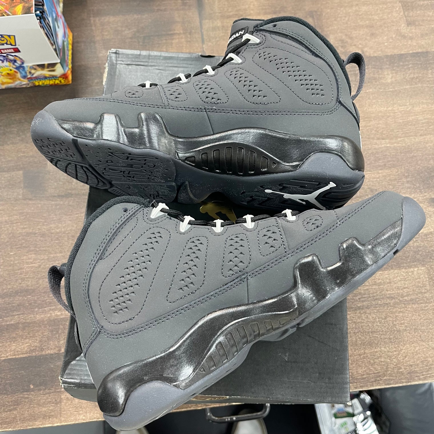 (GS) Anthracite Jordan 9