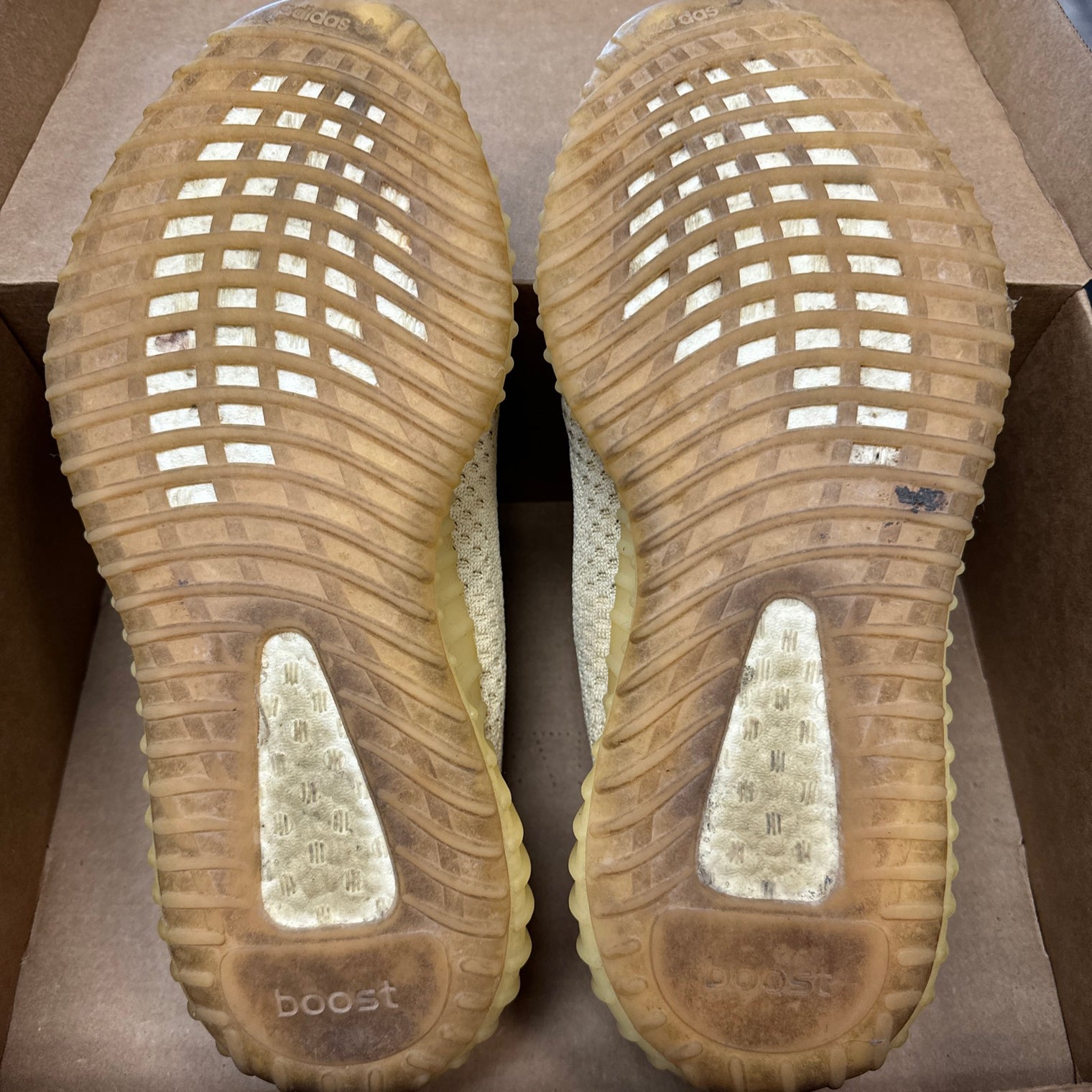Linen Yeezy 350 (USED, No Box)