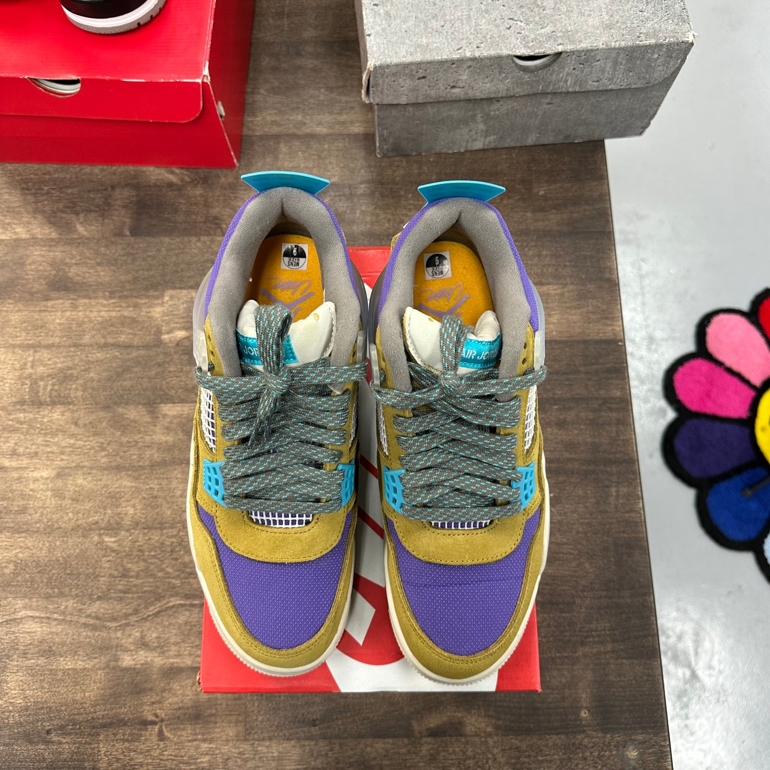 Union LA Desert Moss Jordan 4 Retro (USED, Replacement Box)