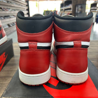 Chicago Jordan 1 Retro (2015) (USED)