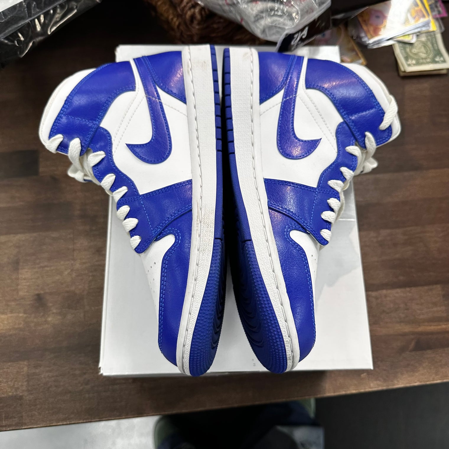 (W) Kentucky Jordan 1 Mid (USED)