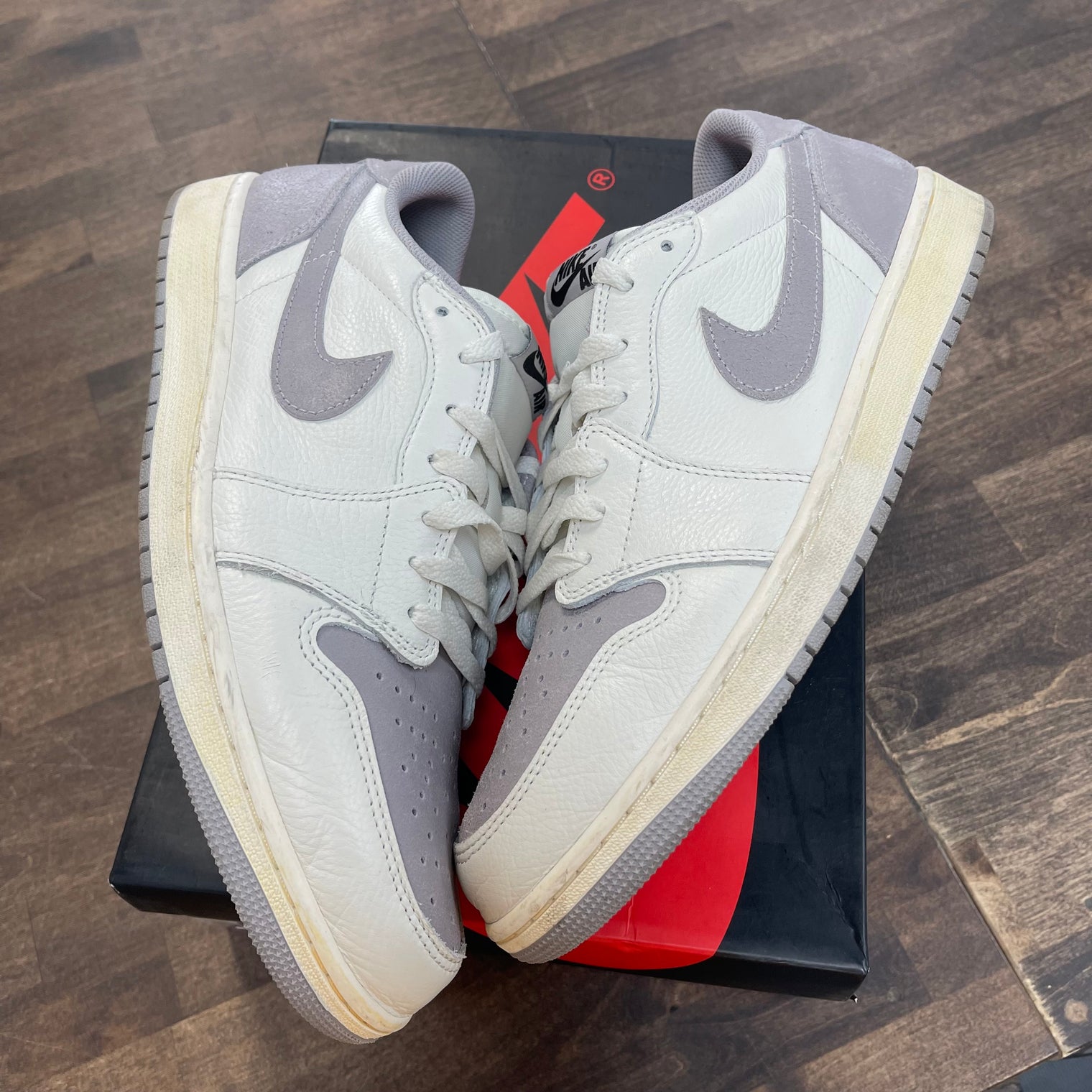 Atmosphere Jordan 1 Low (USED)