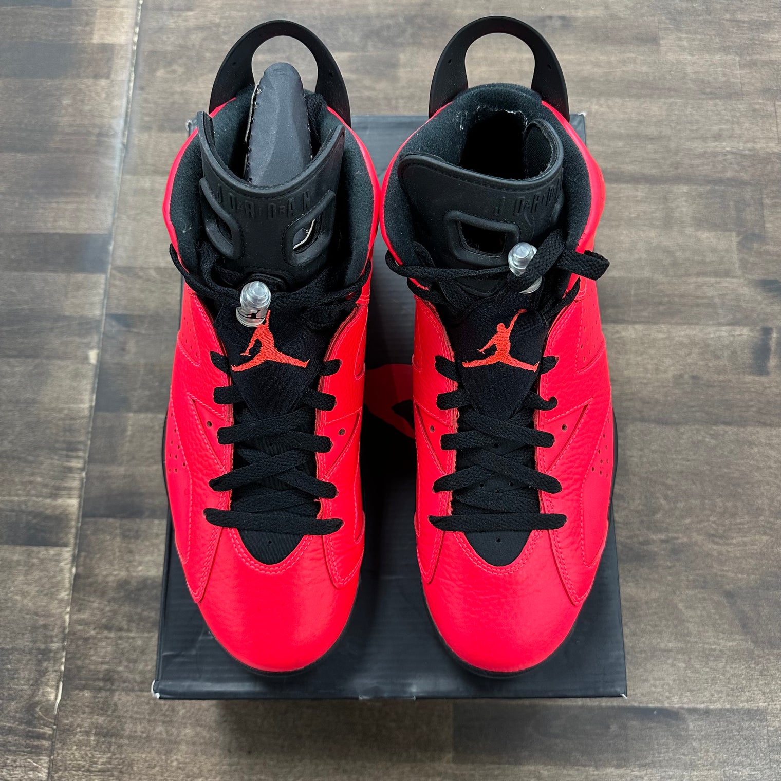 Infrared 23 Jordan 6 Retro (Toro) (USED)