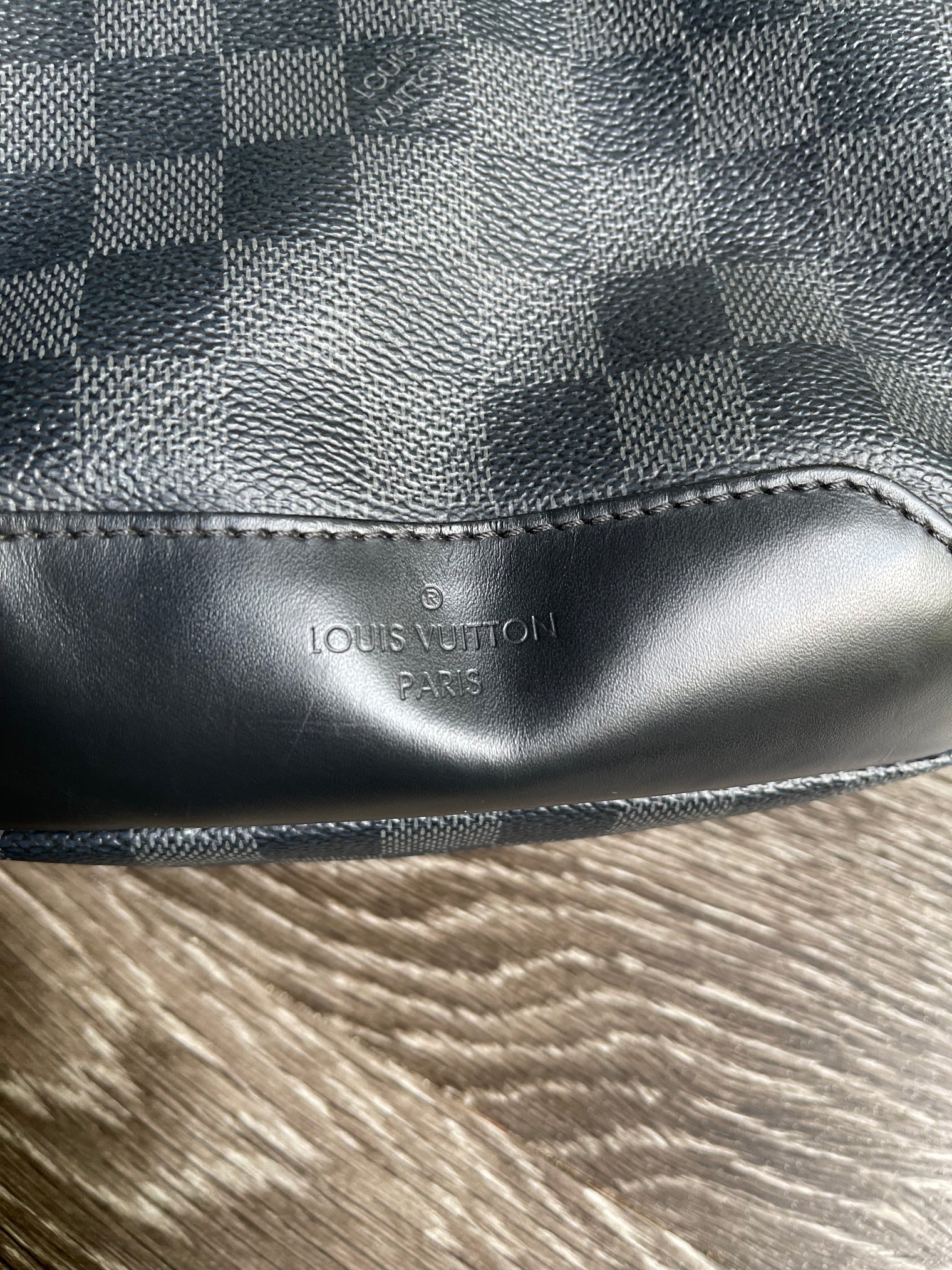 Louis Vuitton Black Avenue Damier Sling Bag (USED)