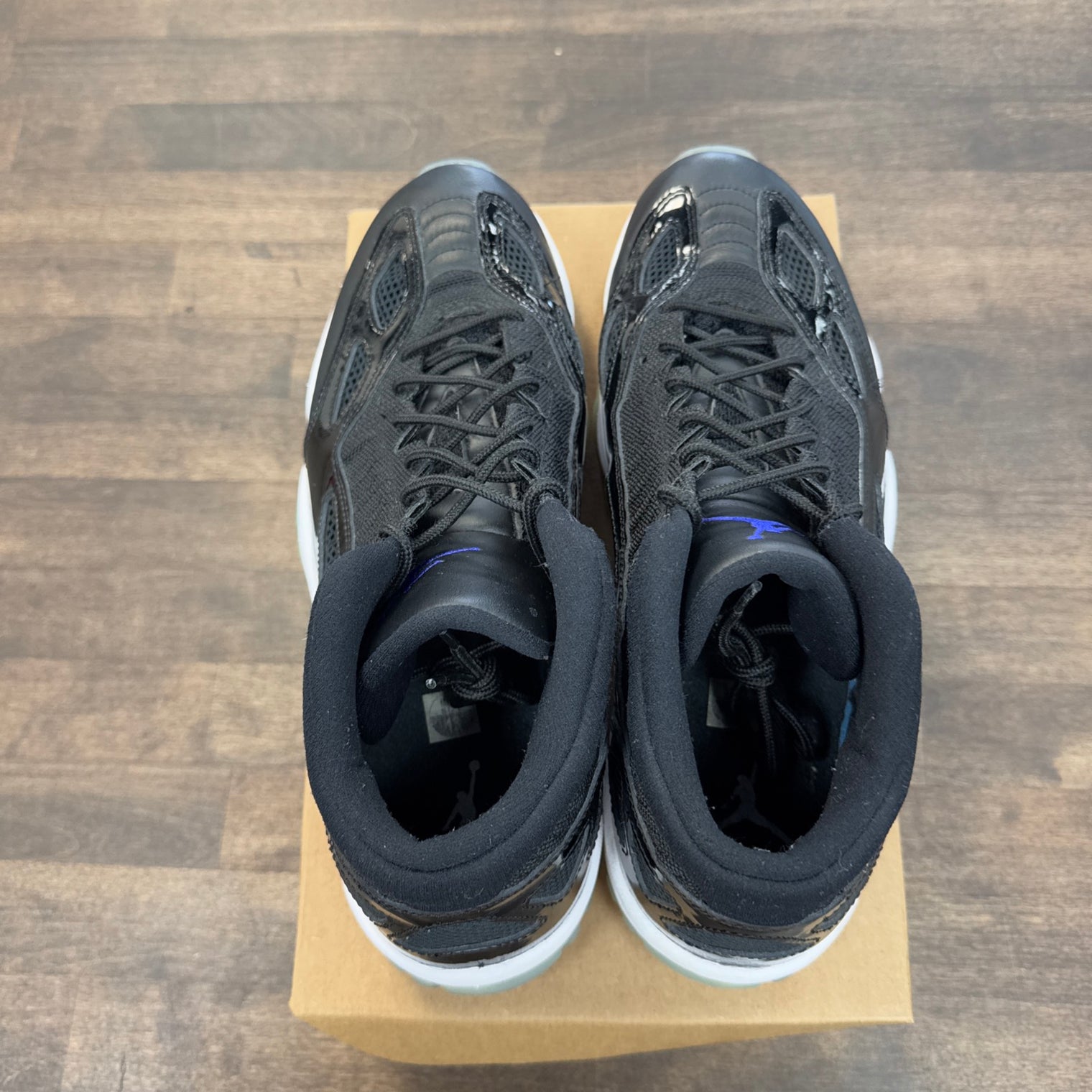 Space Jam Jordan 11 Low IE (USED, No Box)