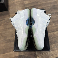 Legend Blue Jordan 11 Low (USED)