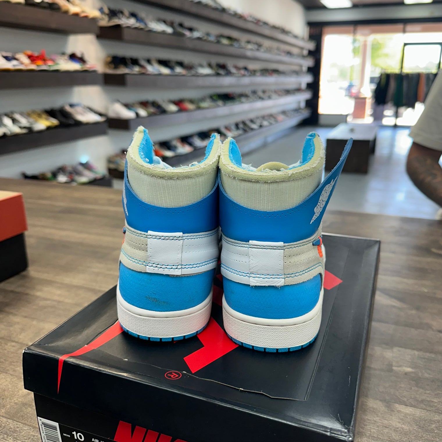 UNC Off-White Jordan 1 High (USED)