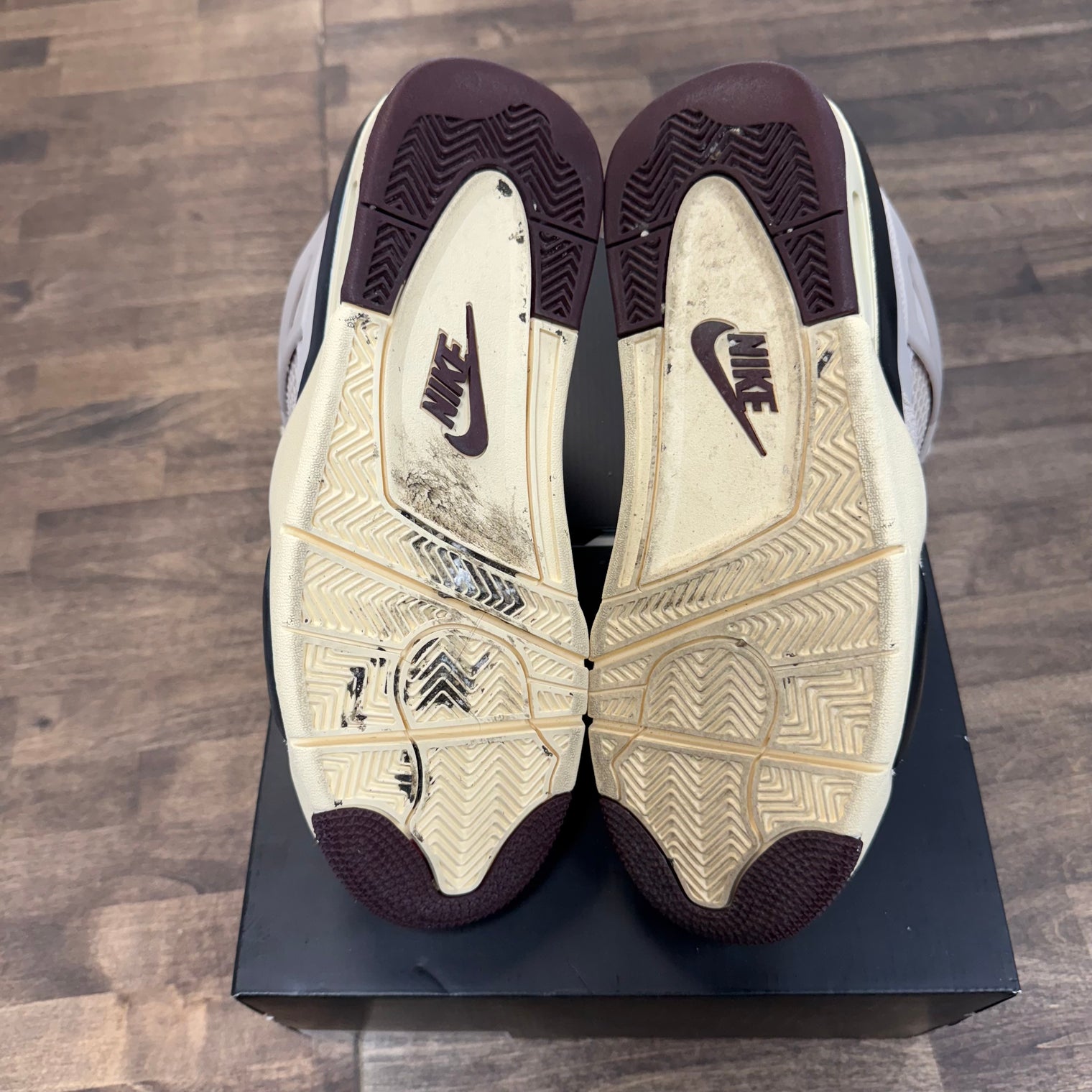 A Ma Maneire While You Were Sleeping Jordan 4 (W) (USED)