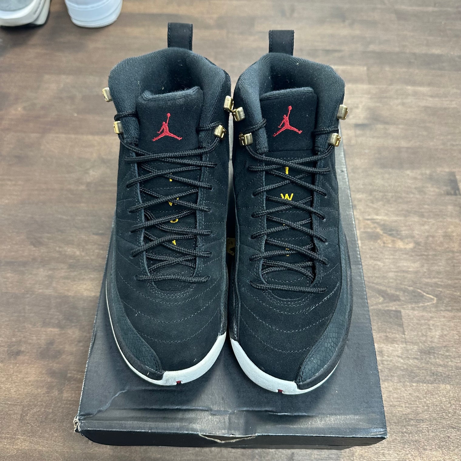 Reverse Taxi Jordan 12 (GS) (USED)