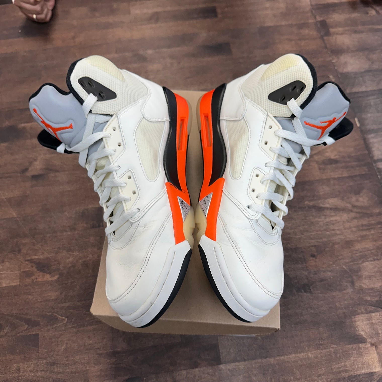 Shattered Backboard Jordan 5 (USED, No Box)