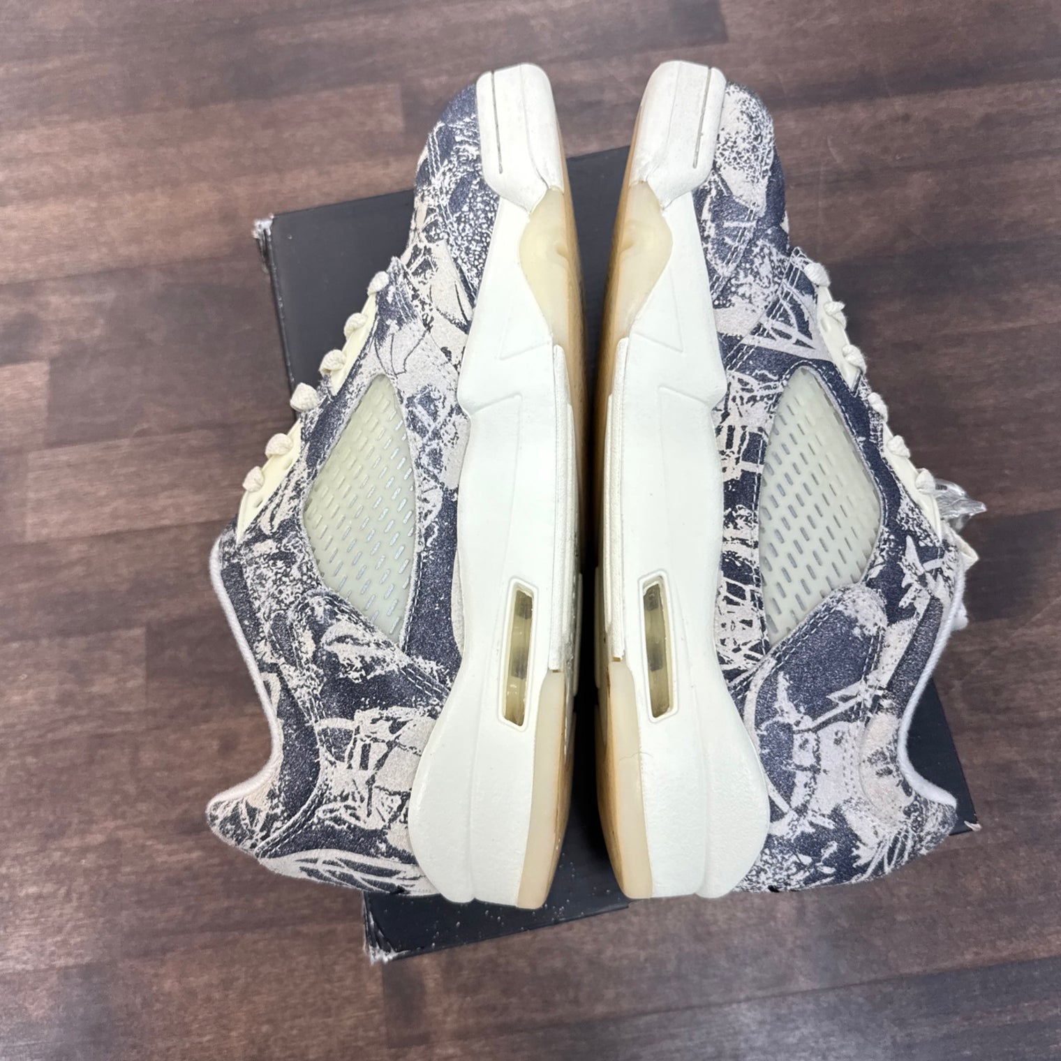 Expression Jordan 5 Low (W) (USED, No Insoles)