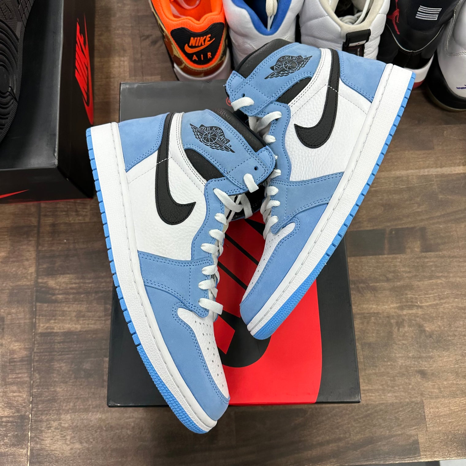 University Blue White Jordan 1 High Retro (USED)