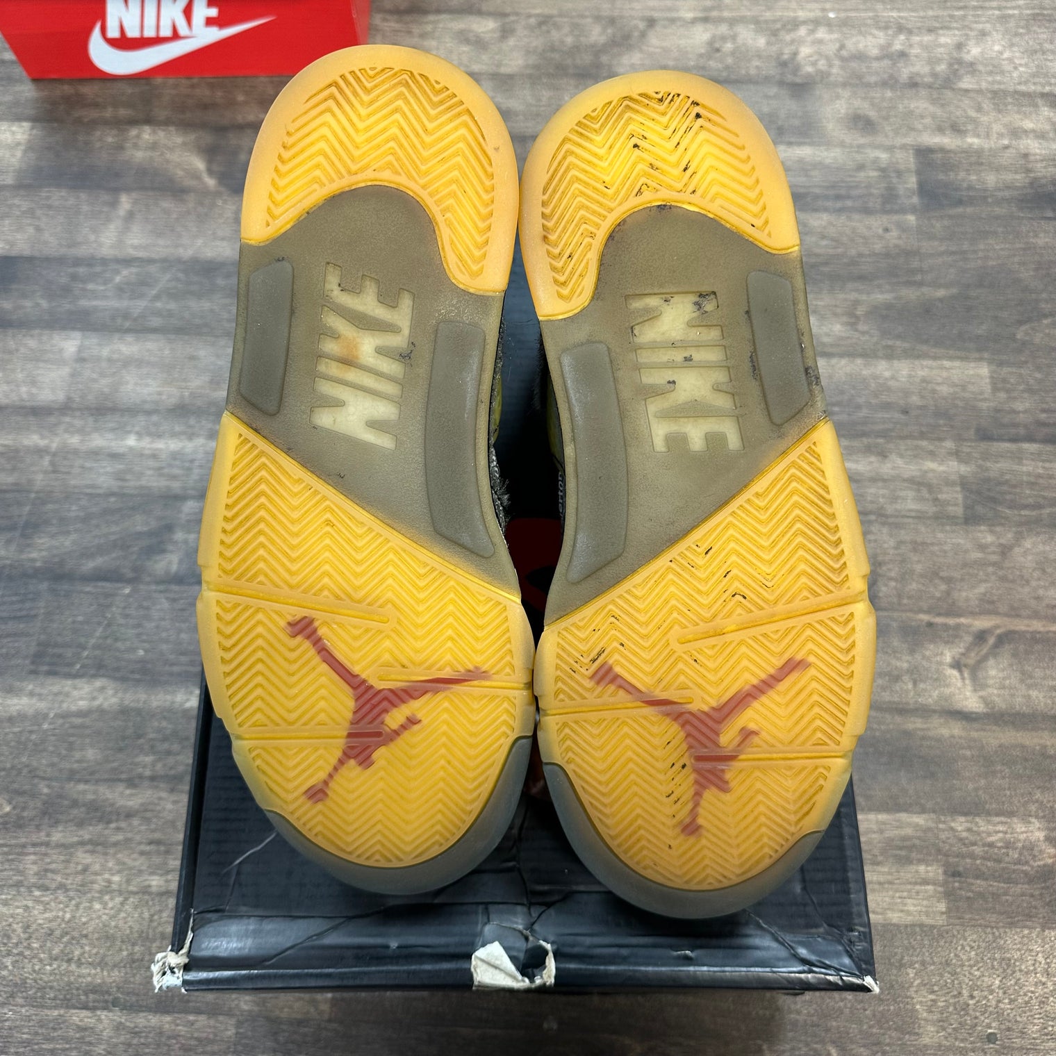 Off-White Muslin Jordan 5 Retro (USED)