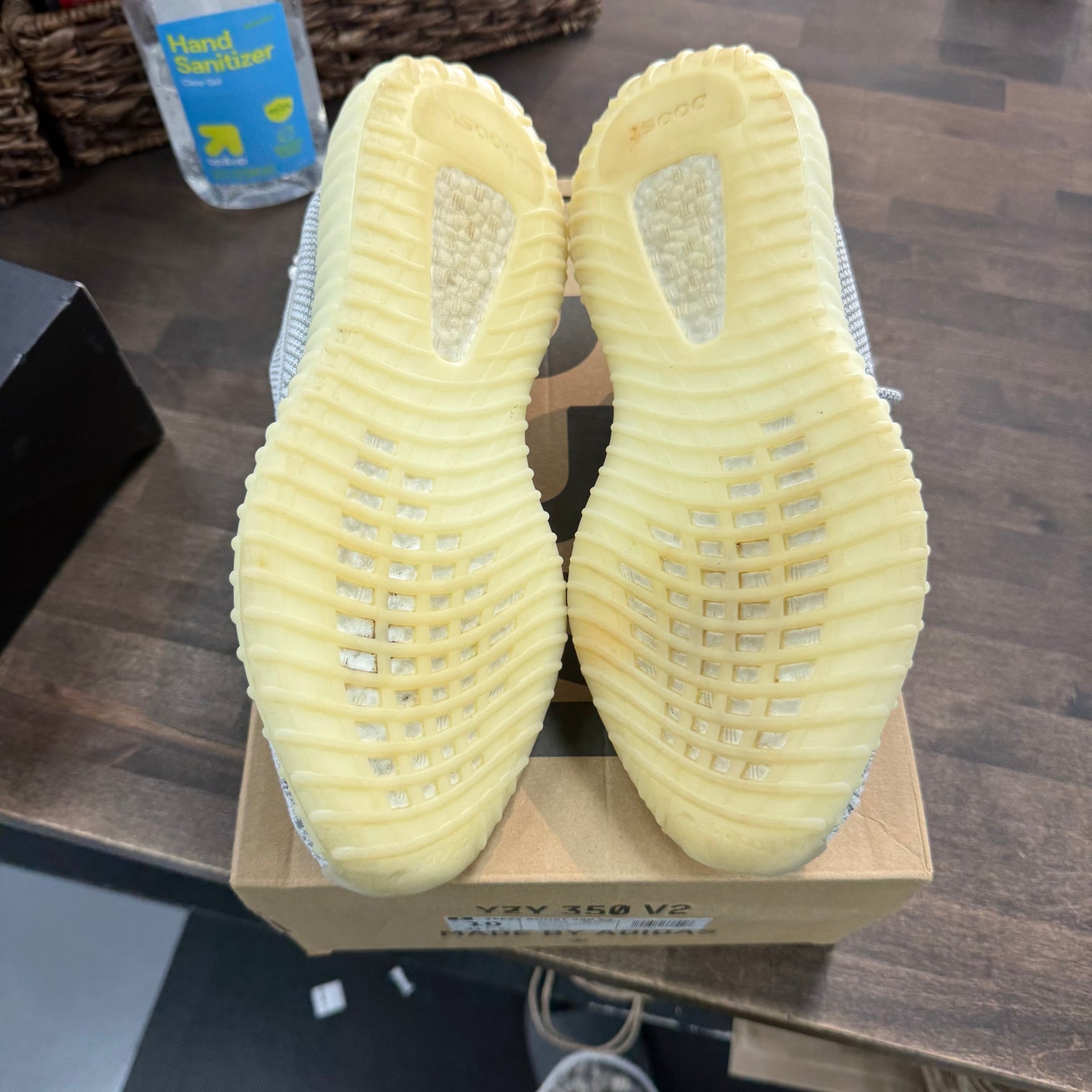 Static adidas Yeezy 350 V2 (Non-Reflective) (USED)