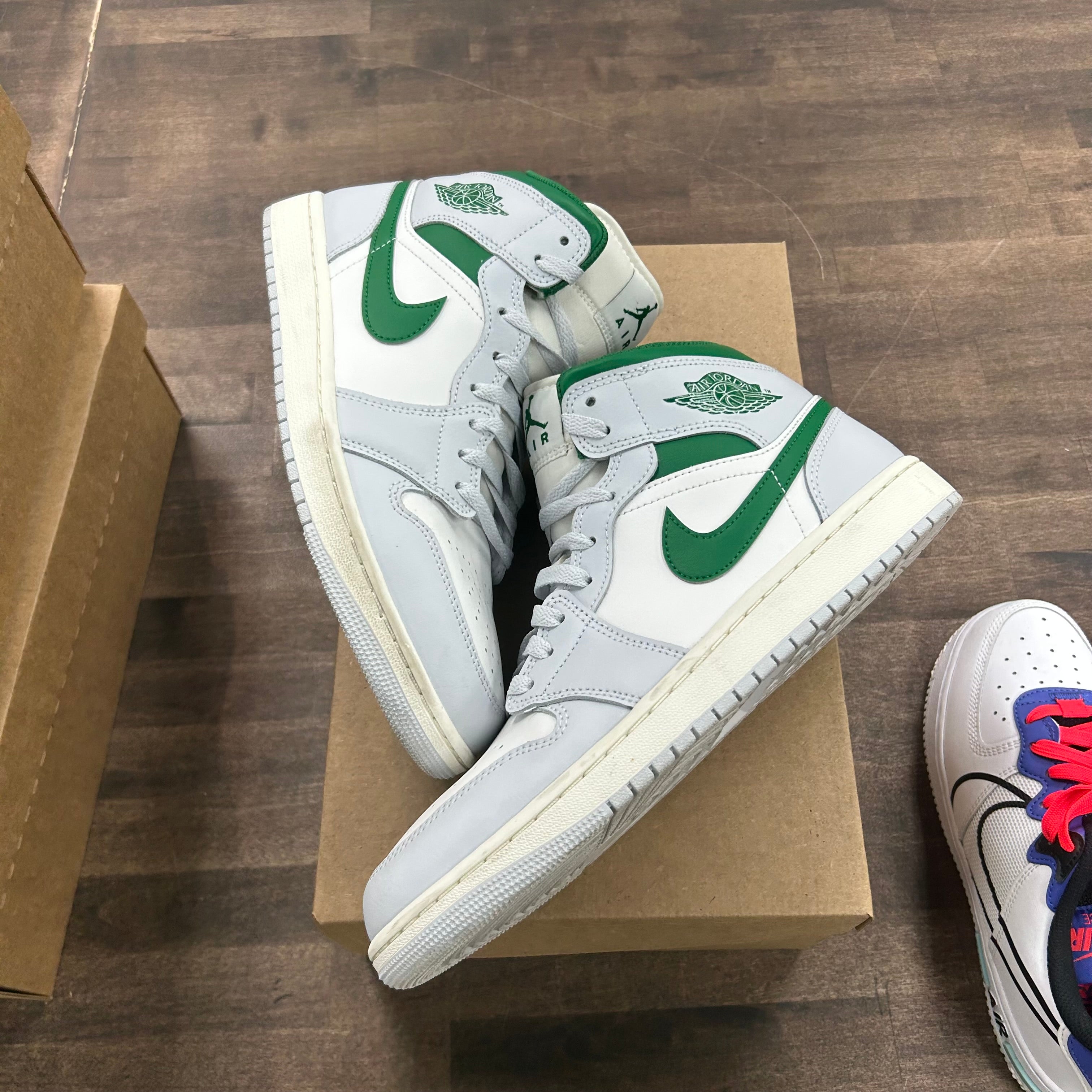 Jordan 1 Mid White Pure Platinum Pine Green Size 10.5 (Pre-Owned)