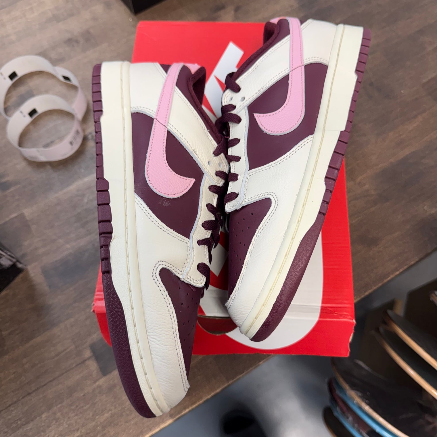 Valentine's Day Nike Dunk Low Retro PRM (USED)