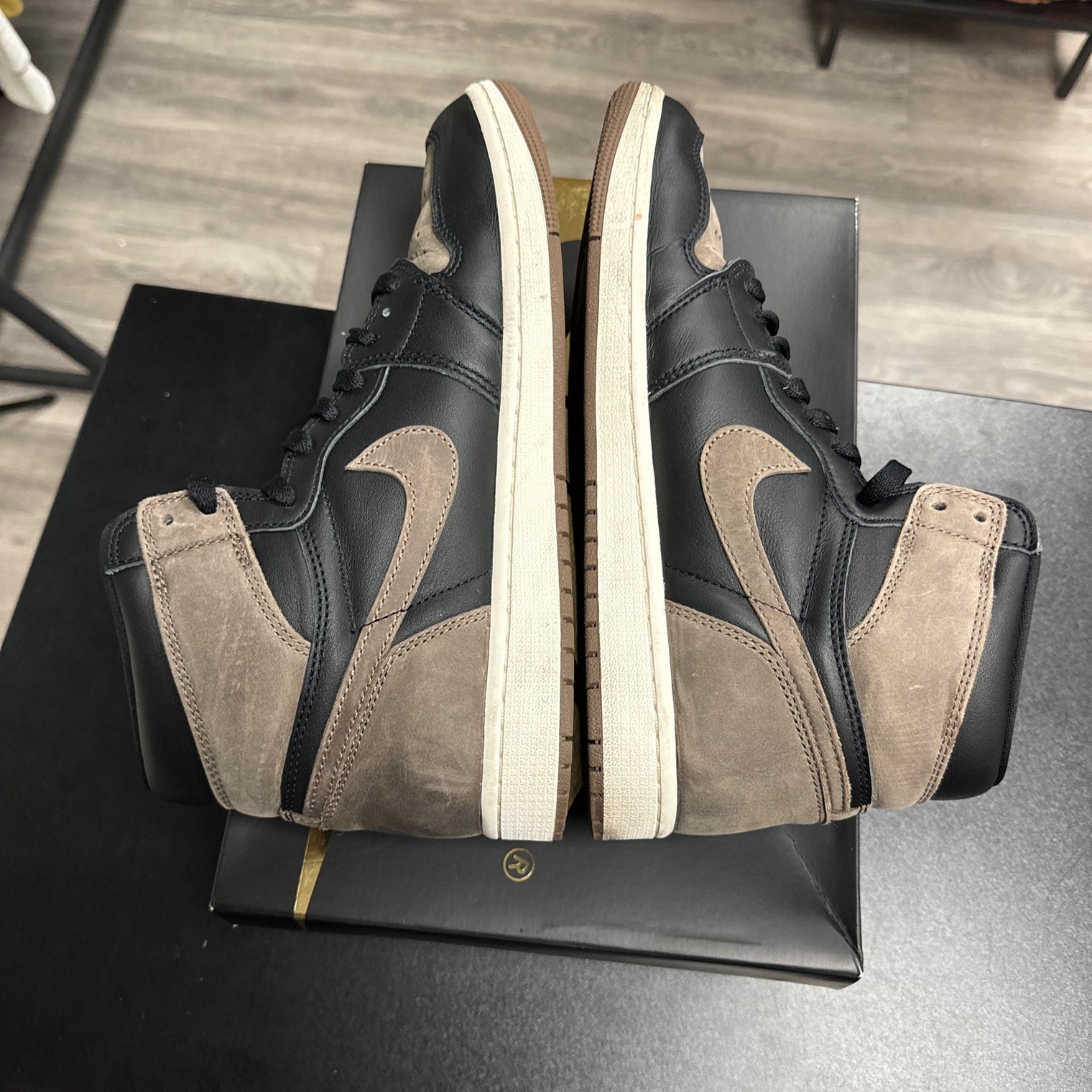 Palomino Jordan 1 High Retro (USED)