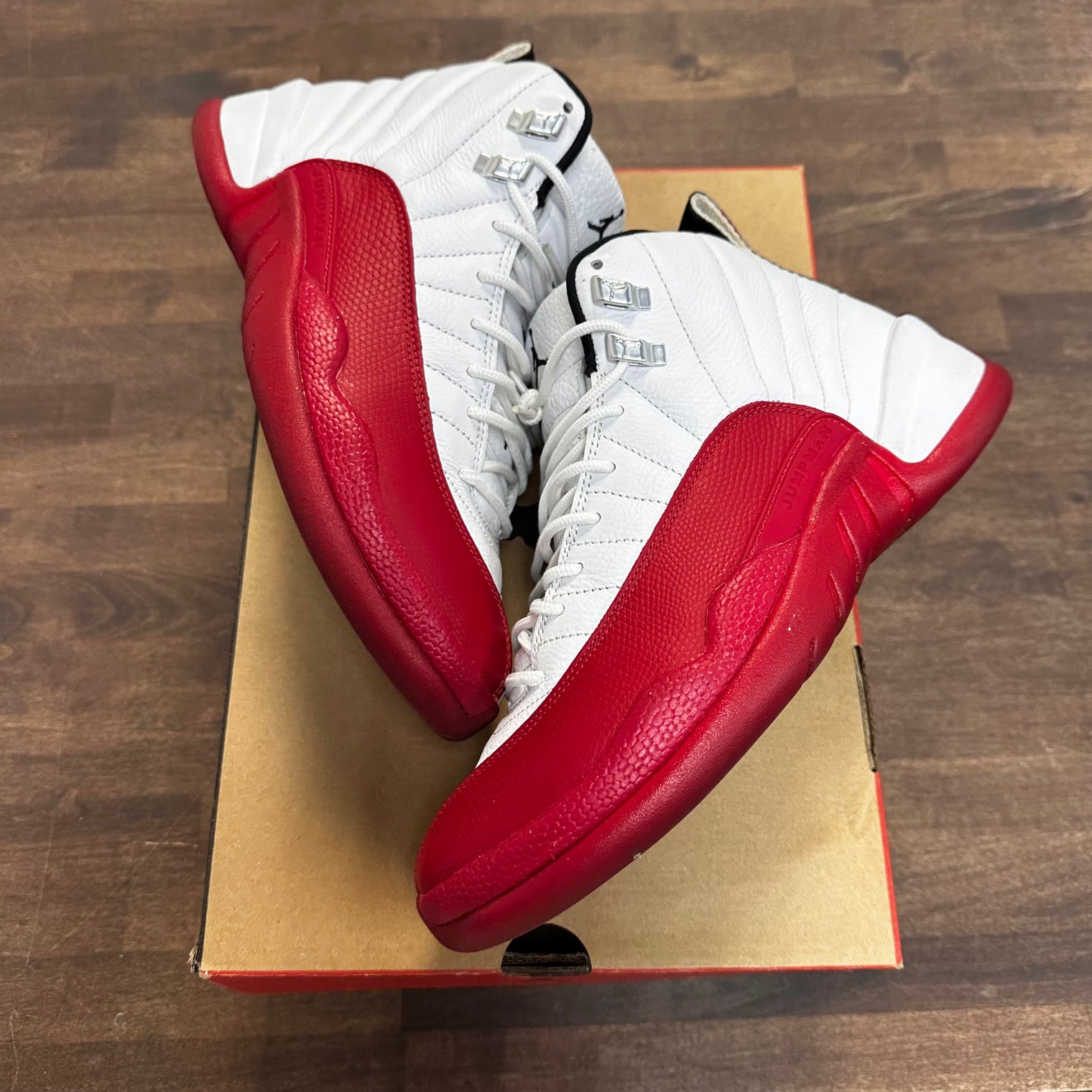 Cherry Jordan 12 (USED,No Box)
