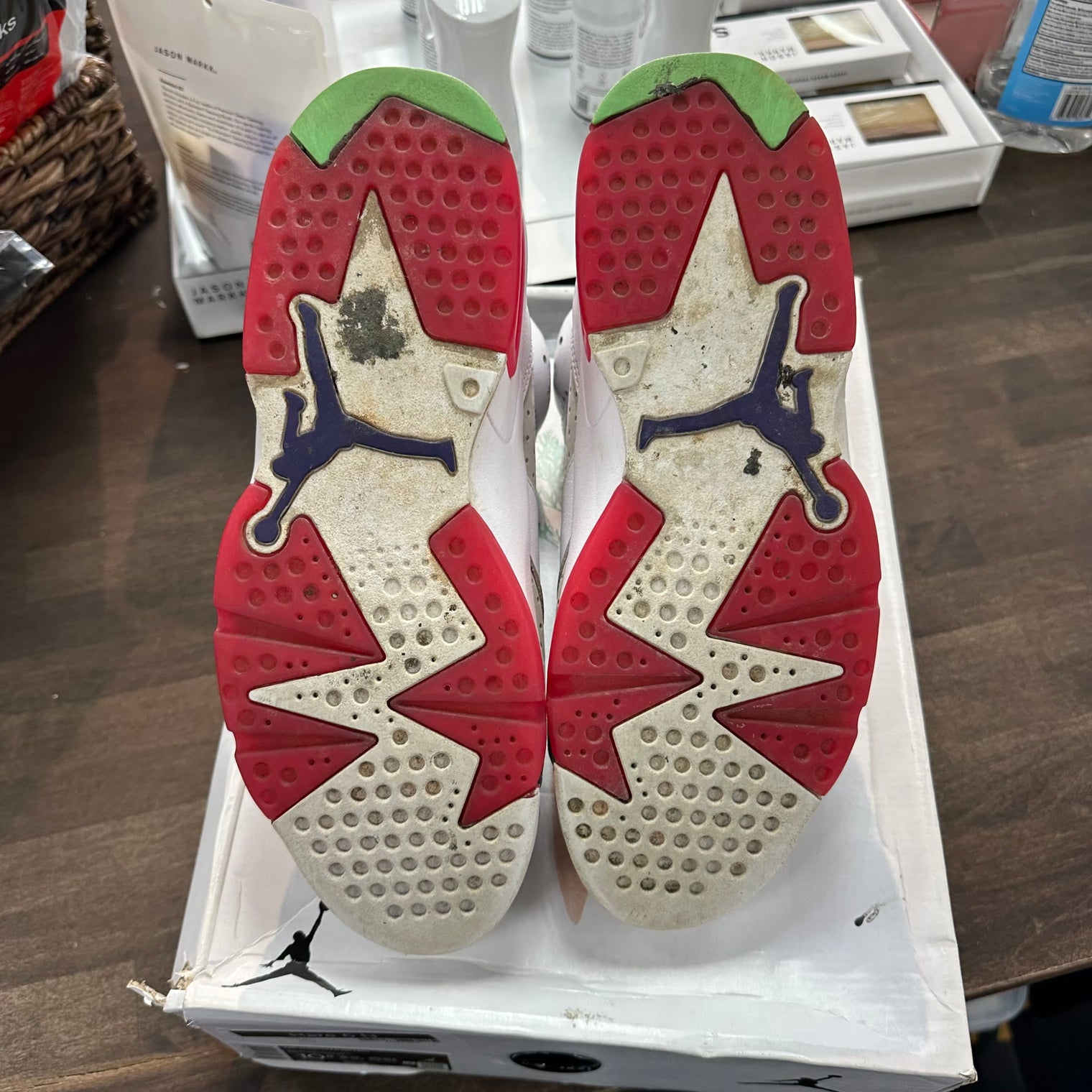 Hare Jordan 6 (USED)