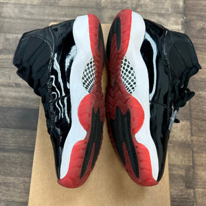 Jordan Bred Jordan 11 2019 (USED,NO Box) Size 7.5 (Pre-Owned) - Image 3