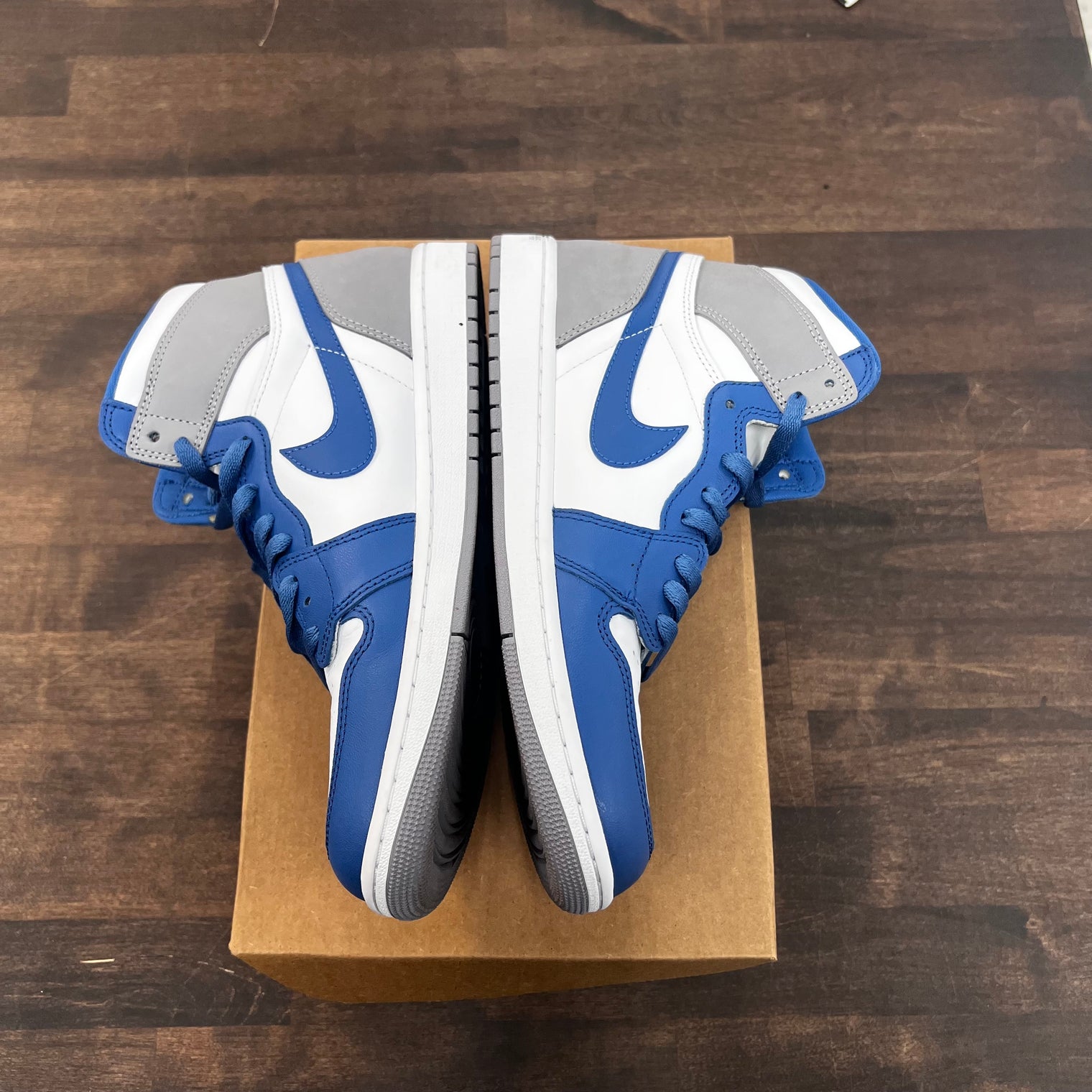 True Blue Jordan 1 High (USED)
