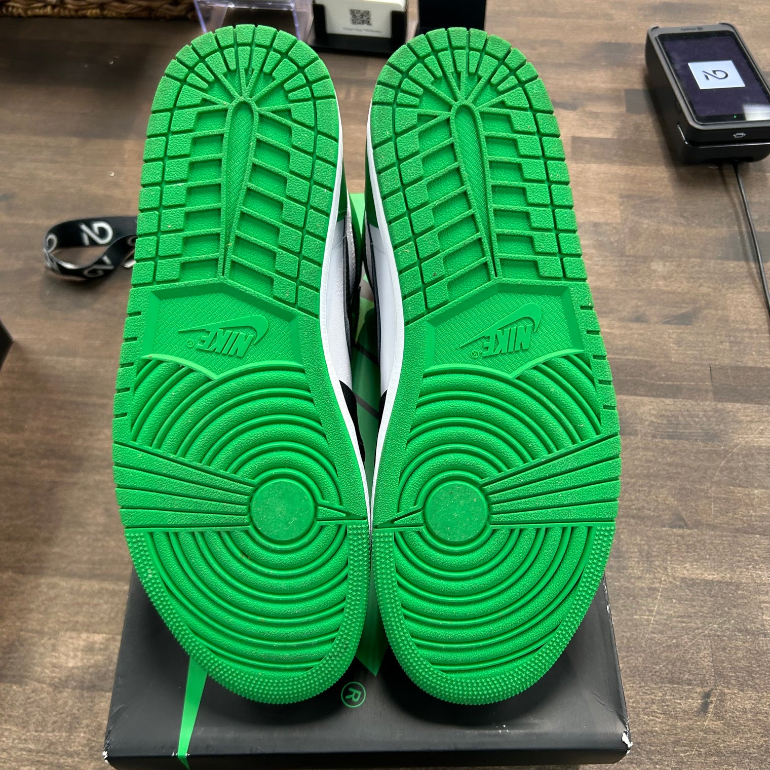 Lucky Green Jordan 1 High OG (USED)