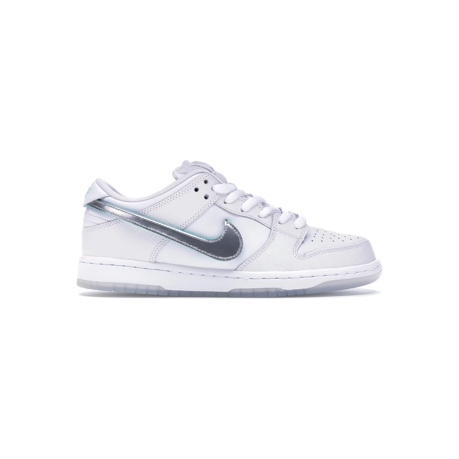 nike_sb_dunk_low_diamond_supply_co_white_diamond_0