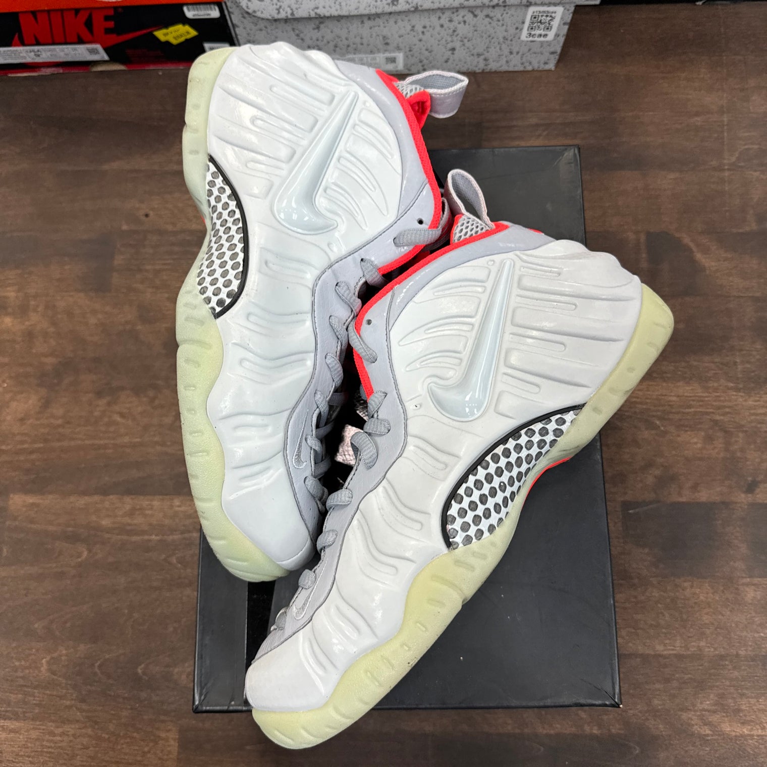 Pure Platinum Foamposite (USED)