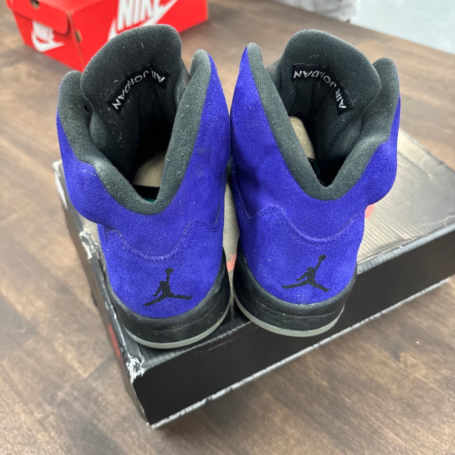 Alternate Grape Jordan 5 (USED)