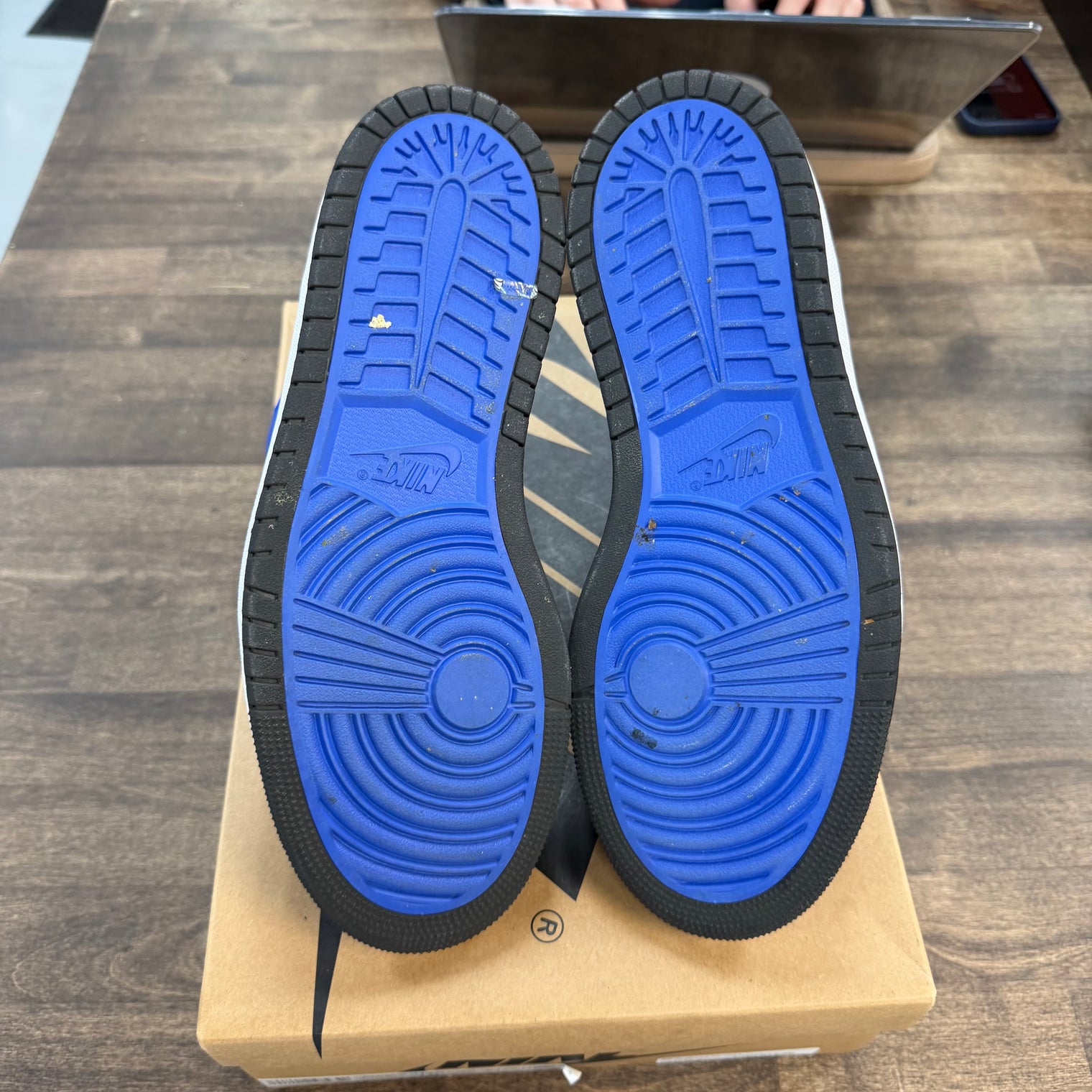 Zoom Sisterhood Jordan 1 Retro High (Women's) (USED)