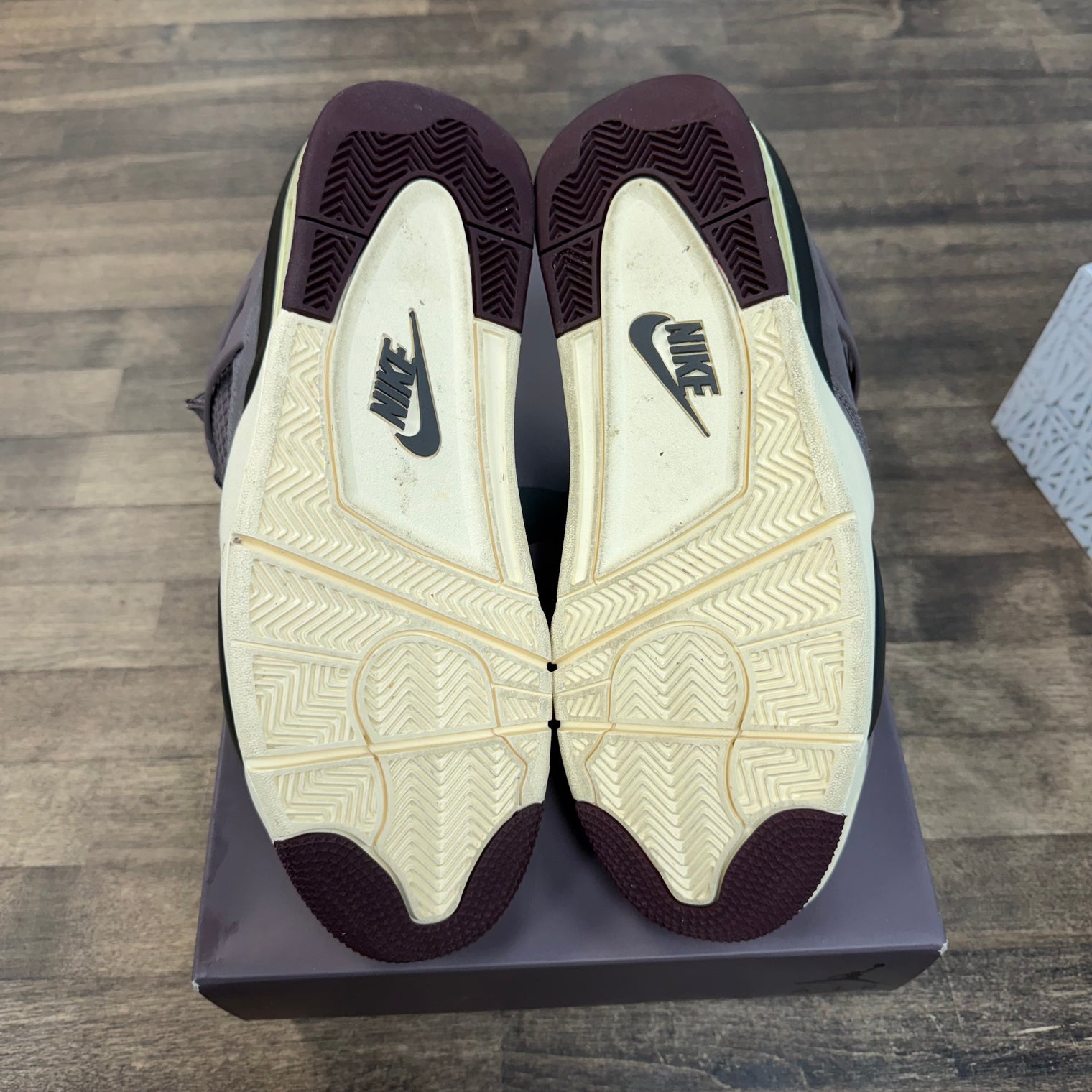 A Ma Maniere Violet Ore Jordan 4 Retro (USED)