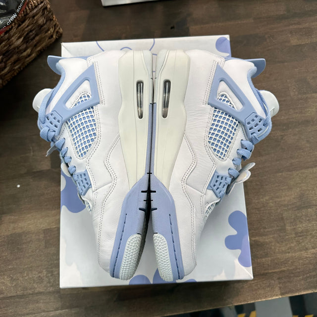 (W) Forget Me Not Jordan 4 (USED)