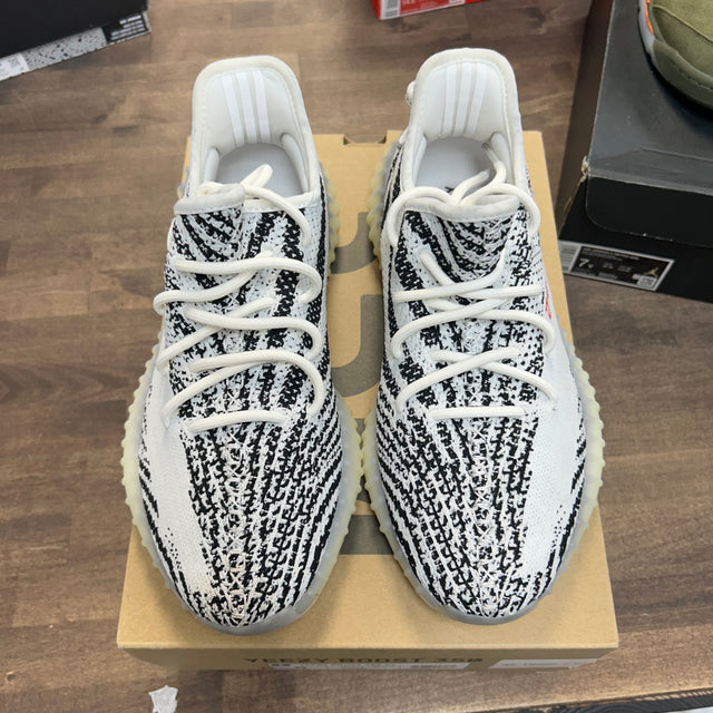 Zebra Yeezy 350 (USED)
