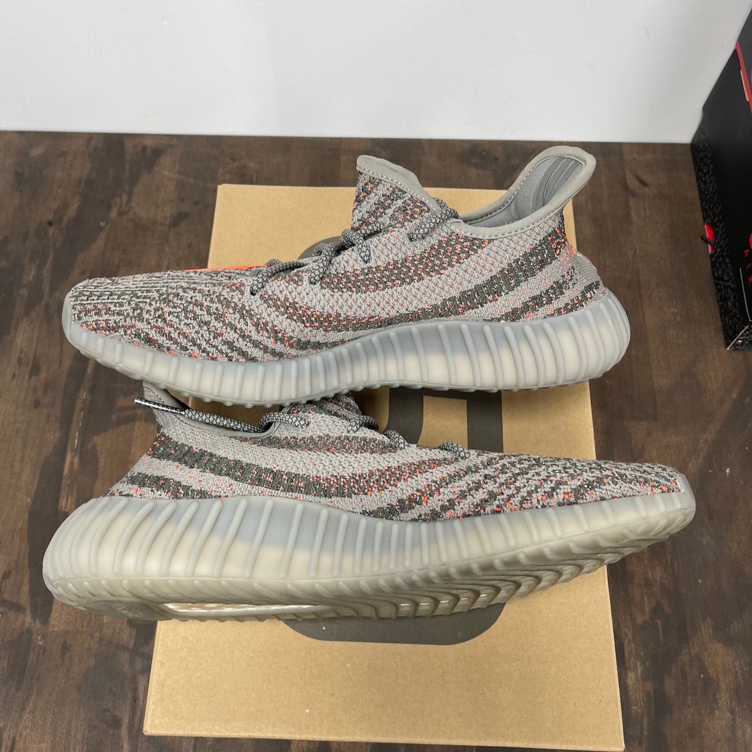 Beluga Reflective Yeezy 350 (USED)