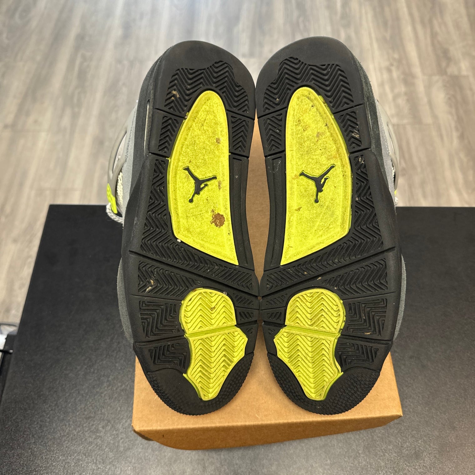 Neon 95 Jordan 4 (USED, No Box)