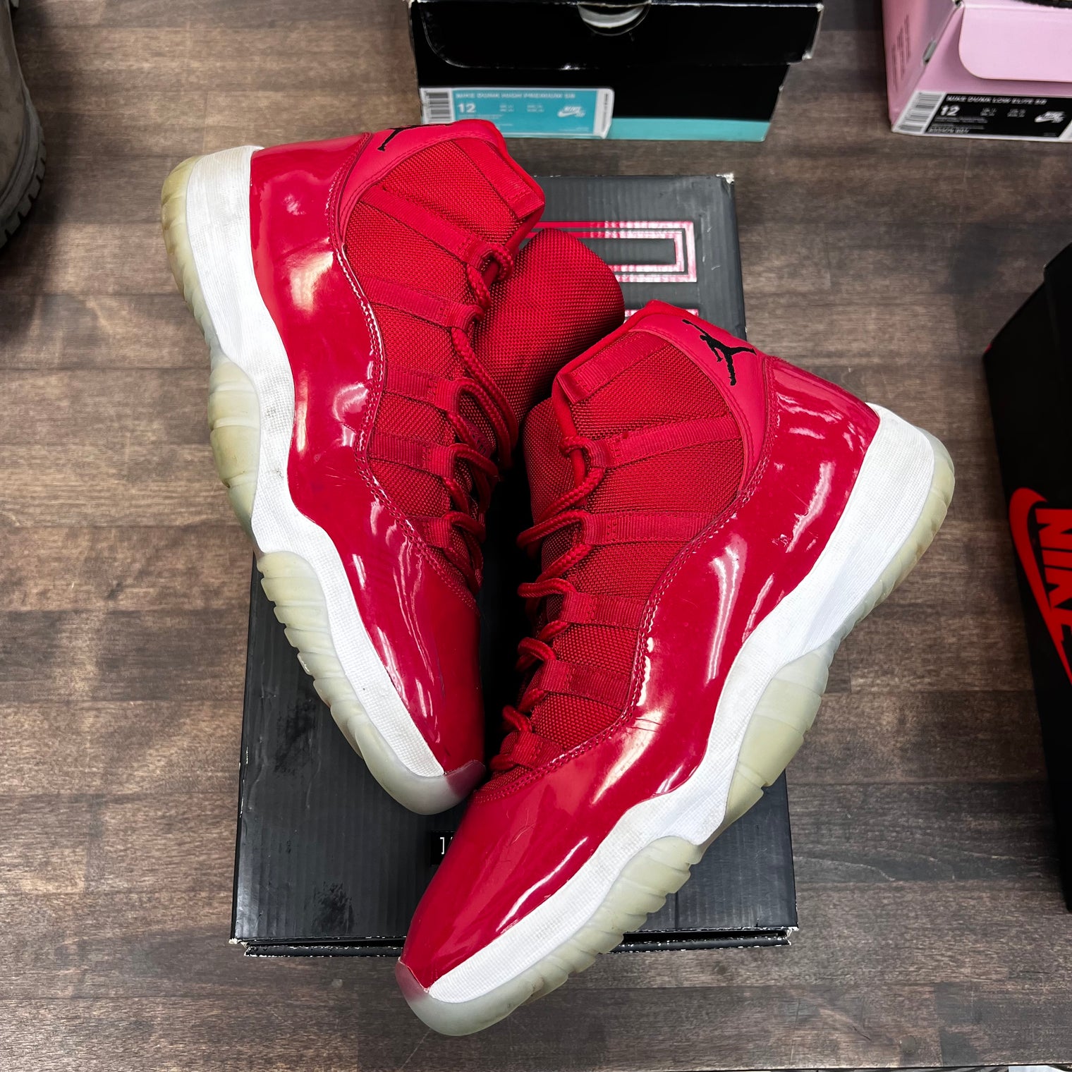Win like 96 Jordan 11 (USED)