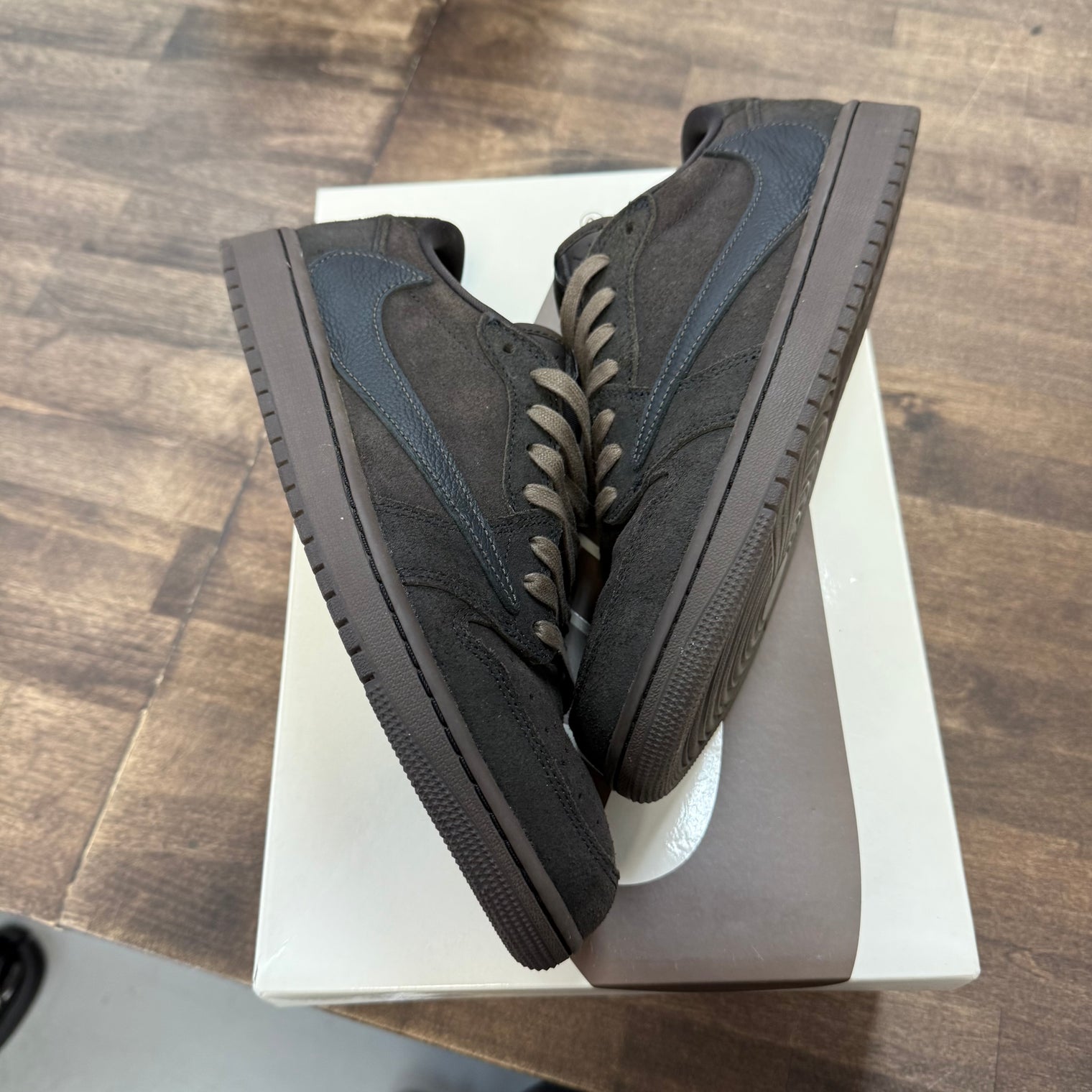 Velvet Brown Travis Scott Jordan 1 Low (USED)