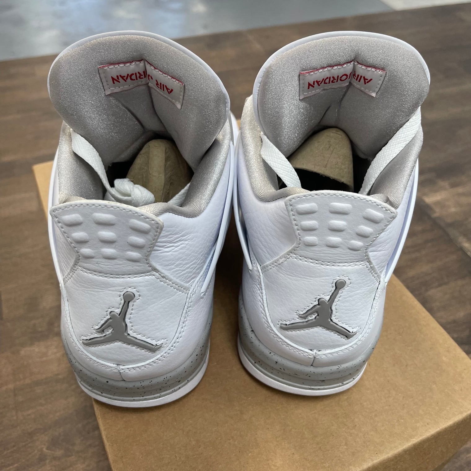 White Oreo Jordan 4 (USED, No Box)